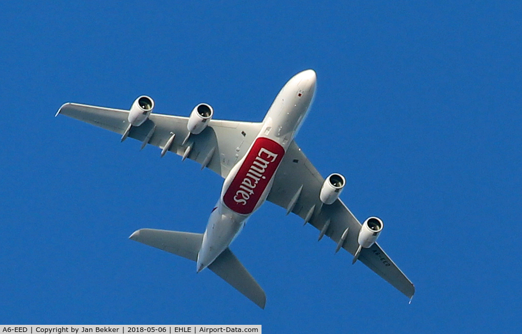 A6-EED, 2012 Airbus A380-861 C/N 111, From Dubai flyijng at 10.000 ft over Lelystad to Amsterdam Schiphol