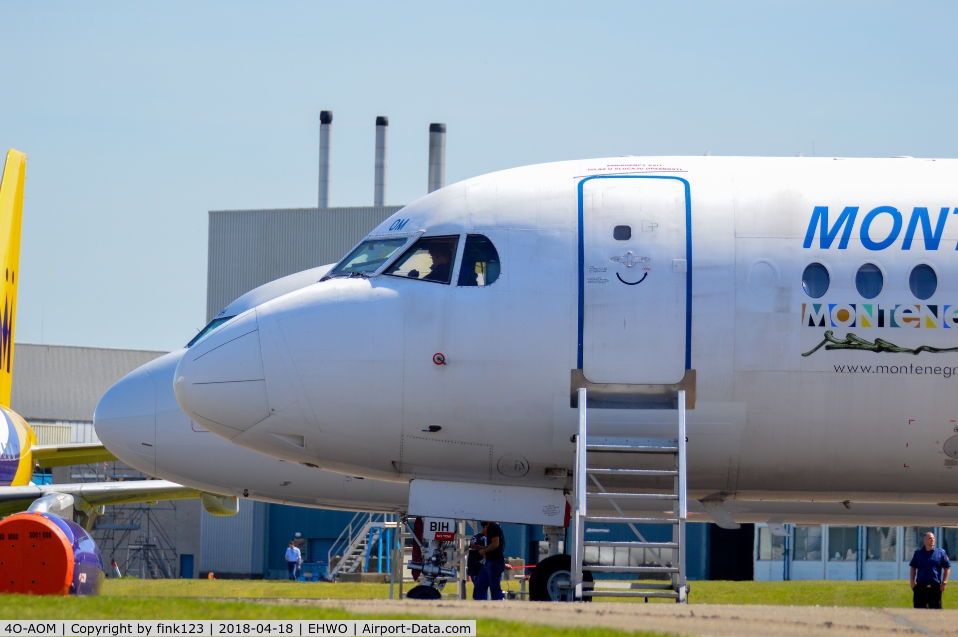 4O-AOM, 1990 Fokker 100 (F-28-0100) C/N 11321, F100!