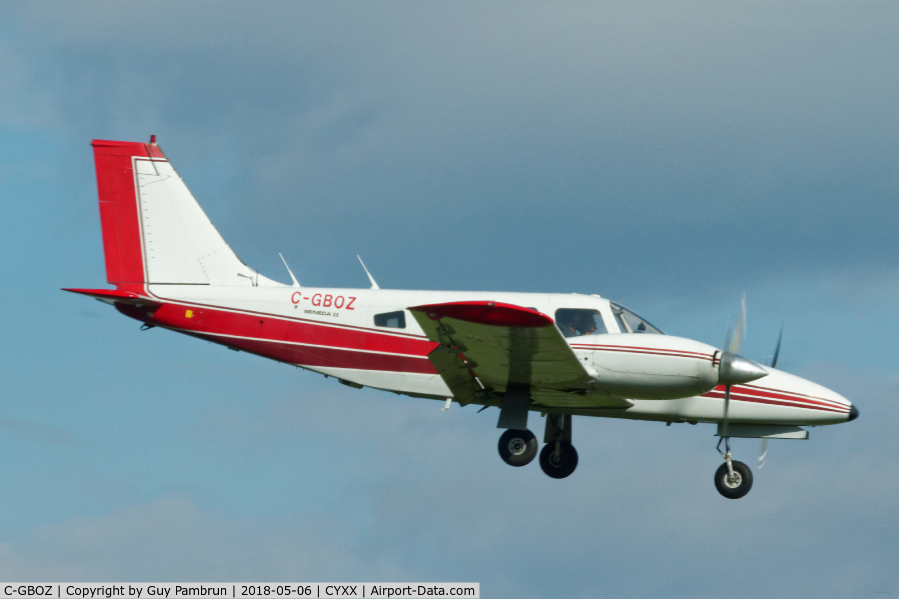 C-GBOZ, 1978 Piper PA-34-200T Seneca II C/N 34-7870340, Landing