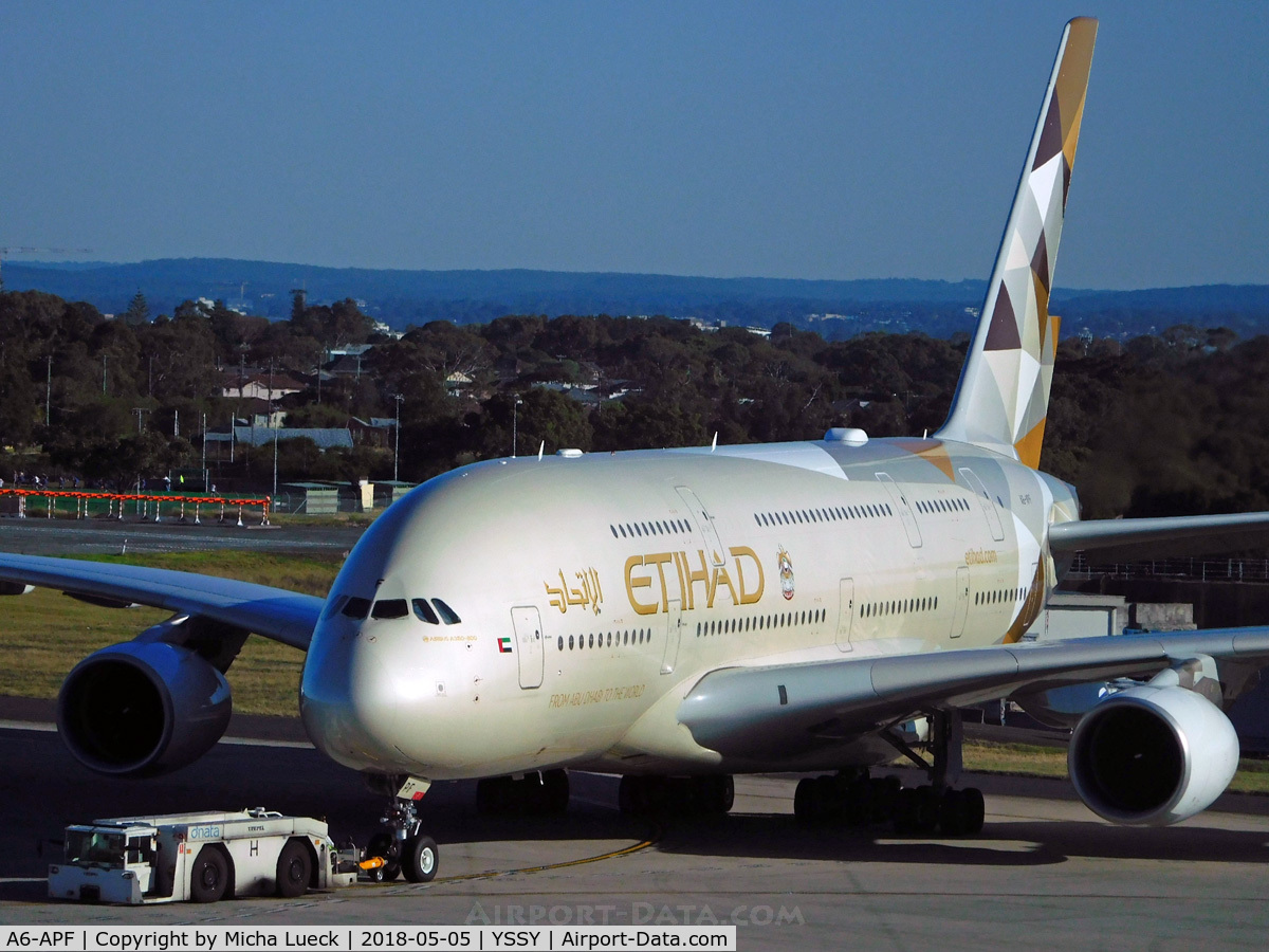 A6-APF, 2015 Airbus A380-861 C/N 195, At Mascot