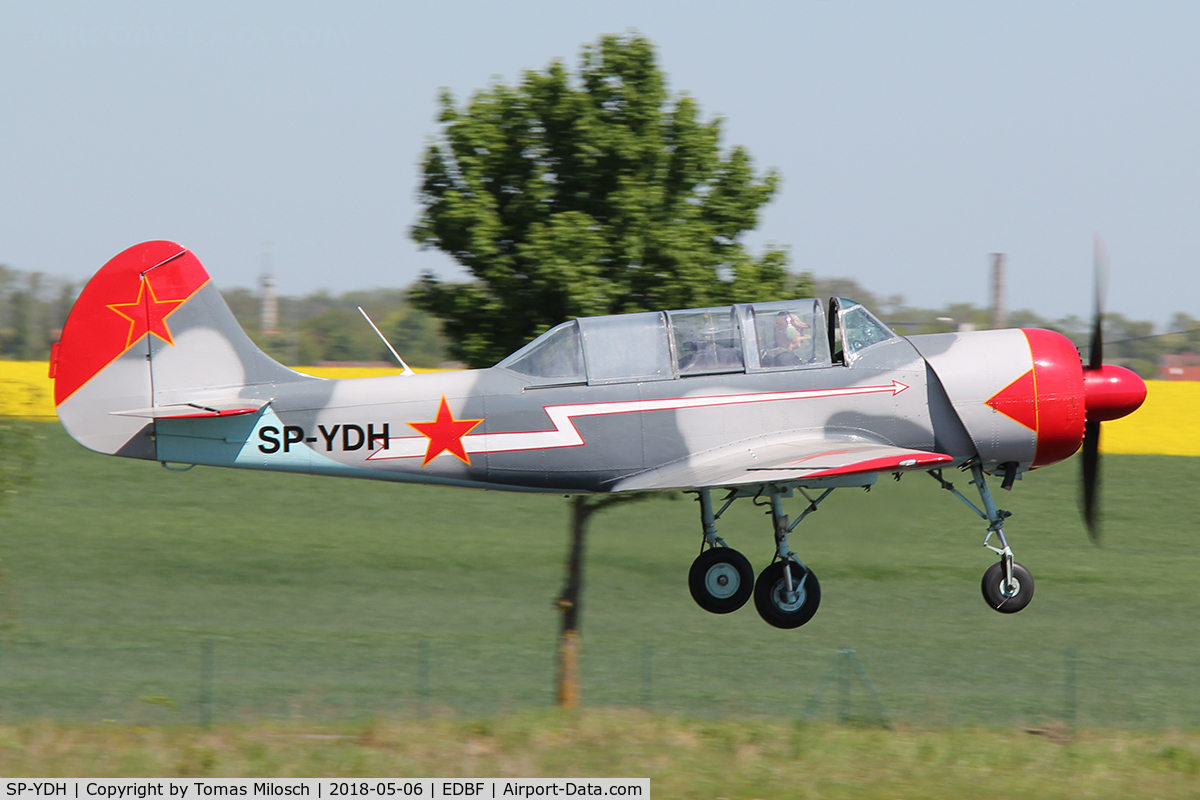 SP-YDH, Yakovlev Yak-52 C/N 9011003, Airport Fehrbellin (EDBF), Germany