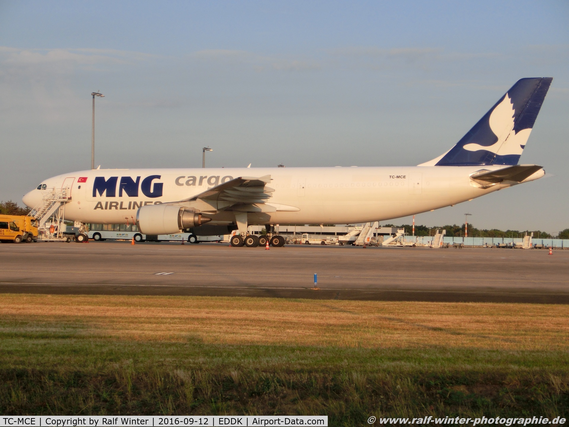 TC-MCE, 1989 Airbus A300B4-605R(F) C/N 525, Airbus A-300B4-605RF - MB MNB MNG Airlines - 525 - TC-MCE - 12.09.2016 - CGN