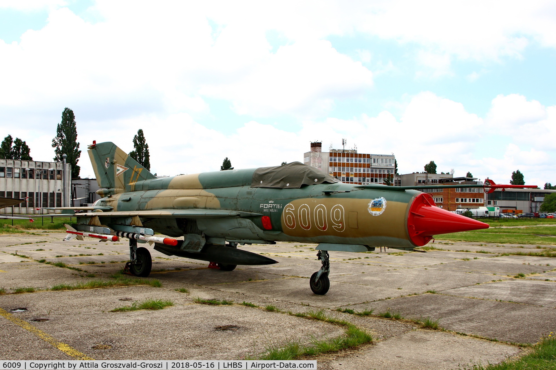 6009, 1977 Mikoyan-Gurevich MiG-21bis 75AP C/N 75036009, LHBS Budaörs Airport, Hungary