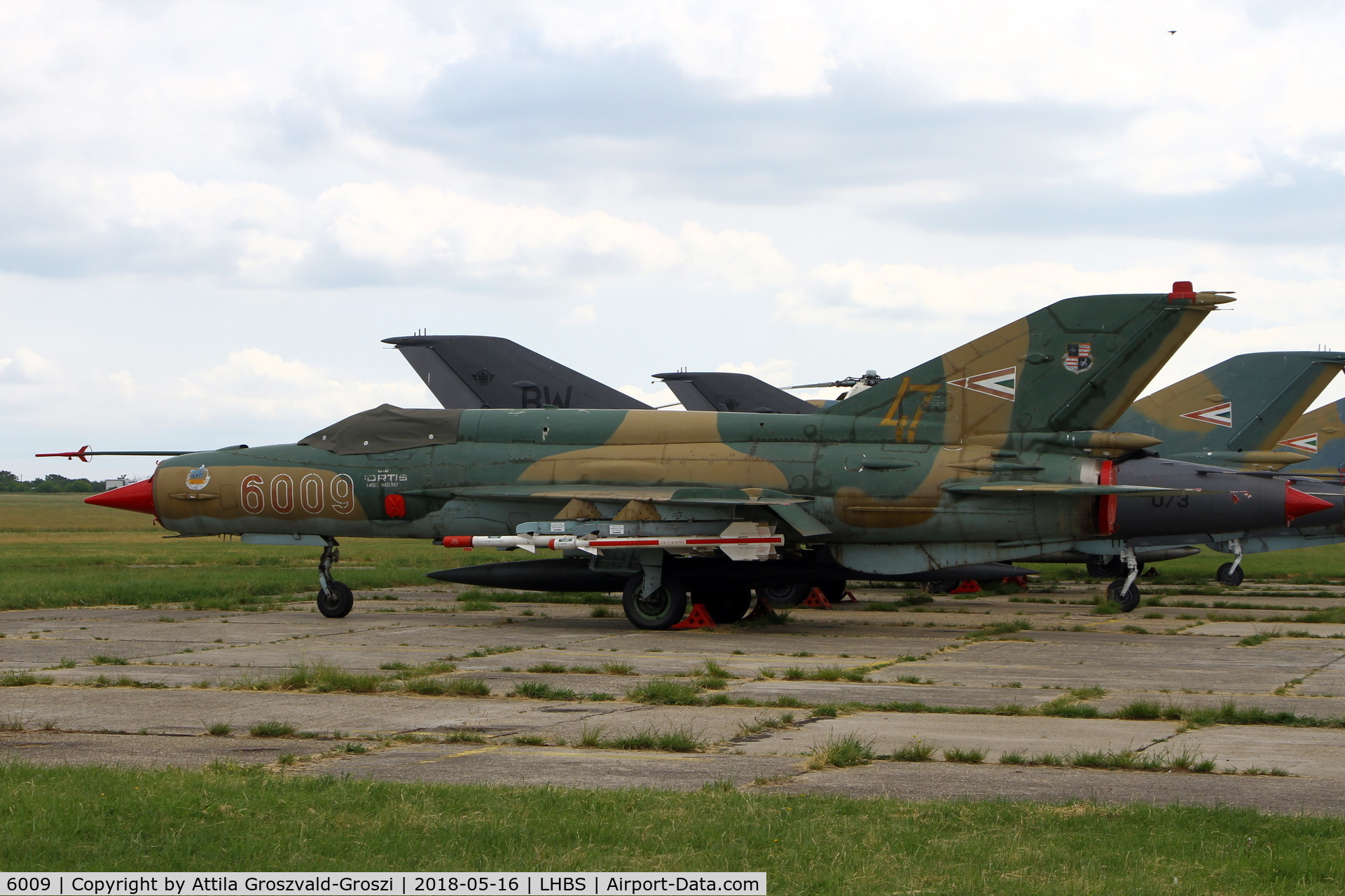 6009, 1977 Mikoyan-Gurevich MiG-21bis 75AP C/N 75036009, LHBS Budaörs Airport, Hungary