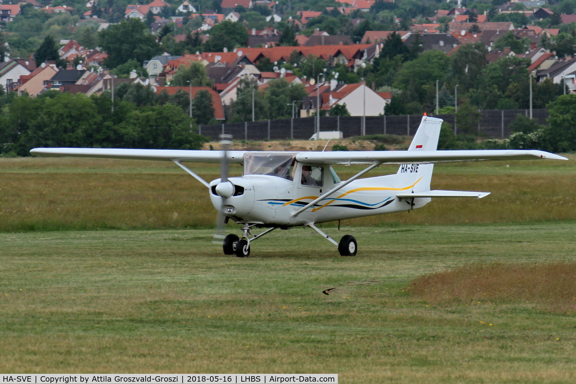 HA-SVE, 1977 Cessna 152 C/N 15280575, LHBS Budaörs Airport, Hungary