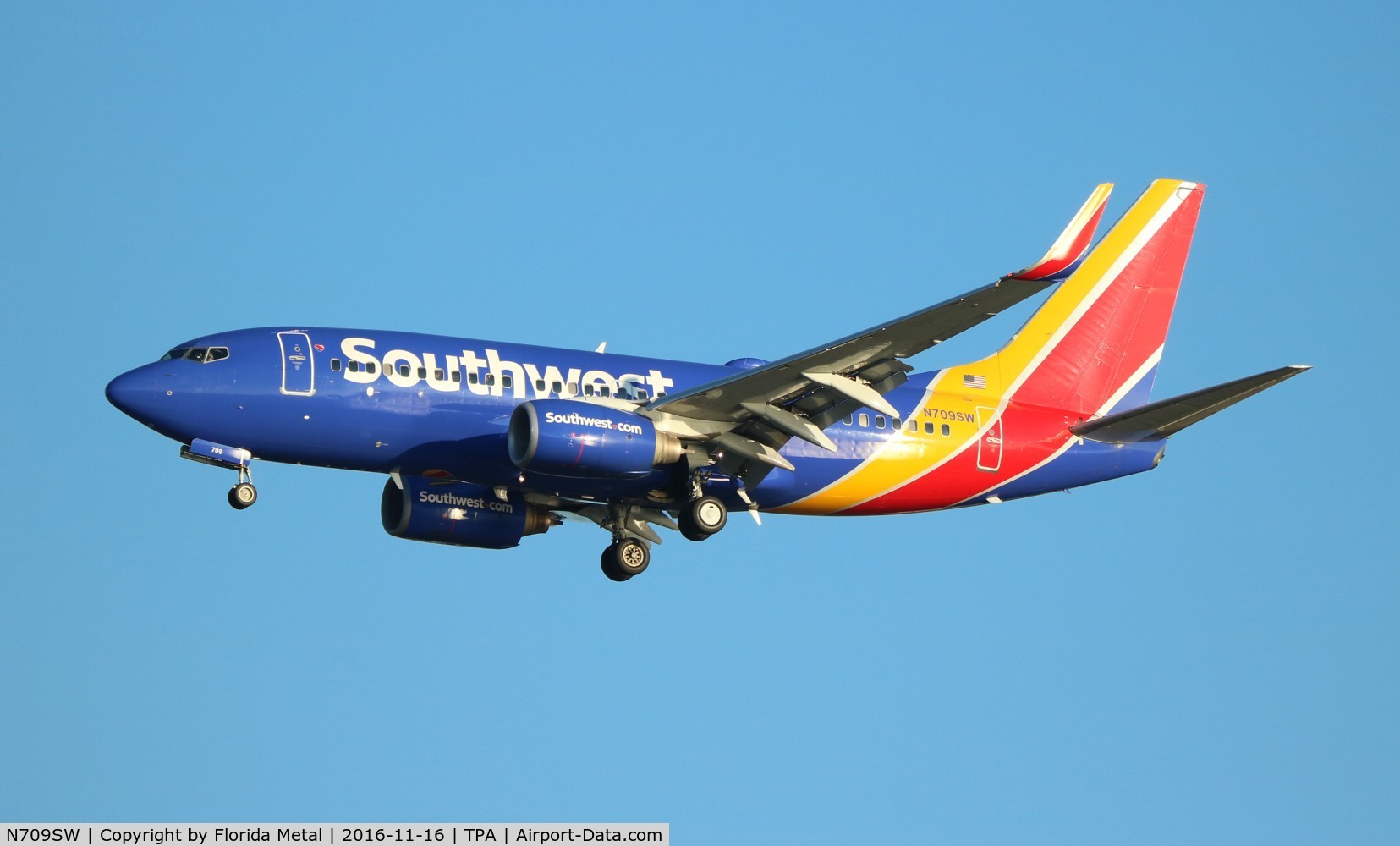 N709SW, 1998 Boeing 737-7H4 C/N 27843, Southwest