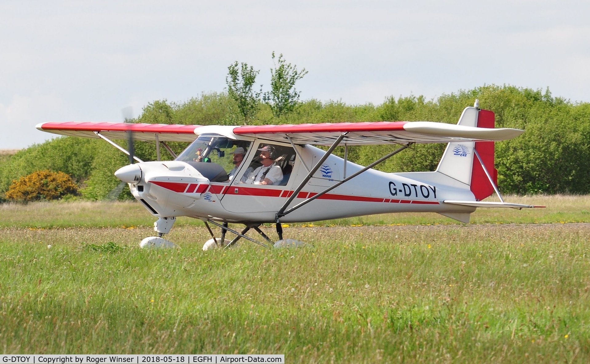 G-DTOY, 2003 Comco Ikarus C42 FB100 C/N 0309-6570, Visiting Ikarus C42.