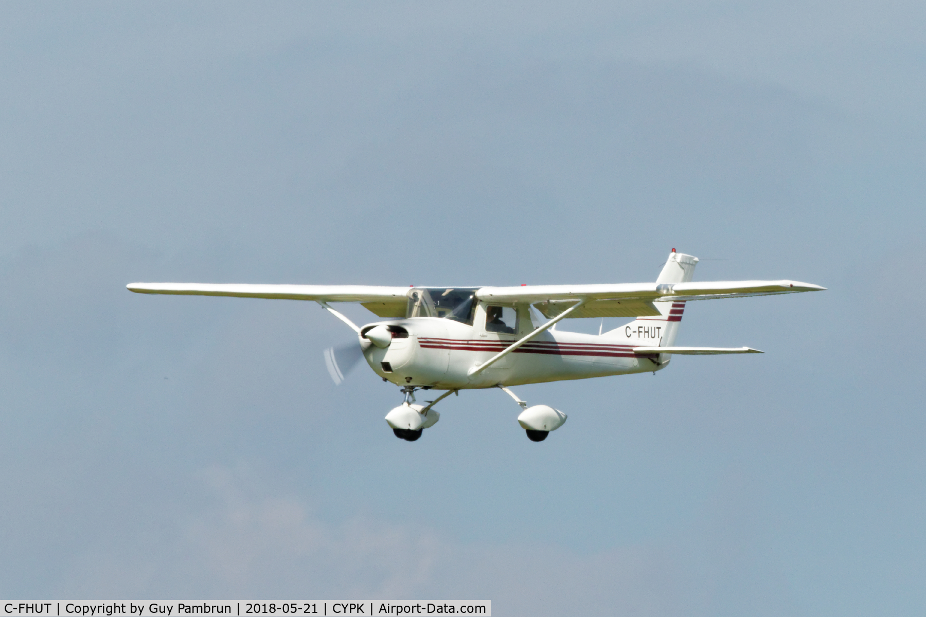 C-FHUT, 1969 Cessna 150J C/N 15070707, Landing