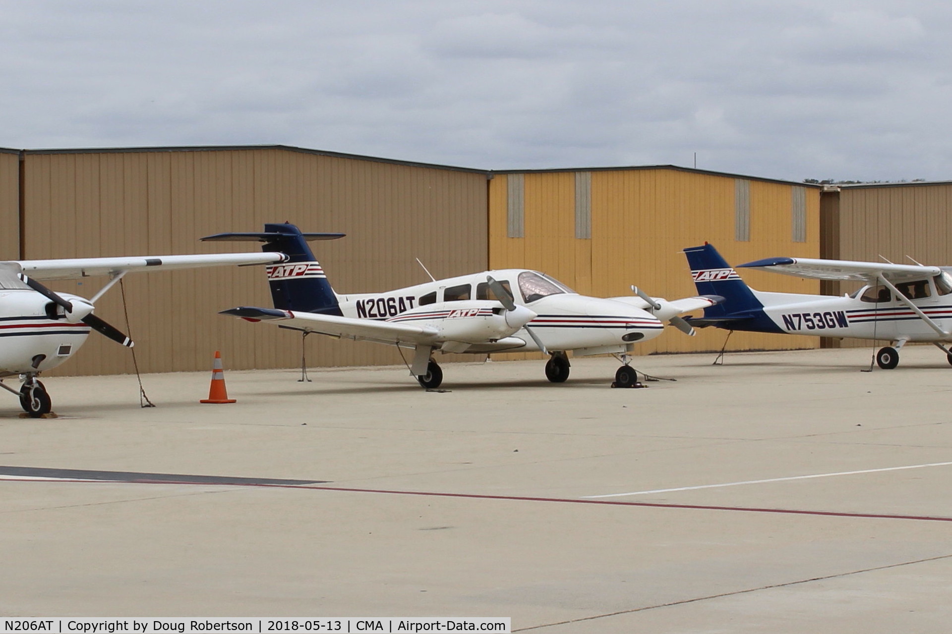 N206AT, 2000 Piper PA-44-180 Seminole C/N 4496036, 2000 Piper PA-44-180 SEMINOLE, two Lycoming O&VO-360 180 Hp each
