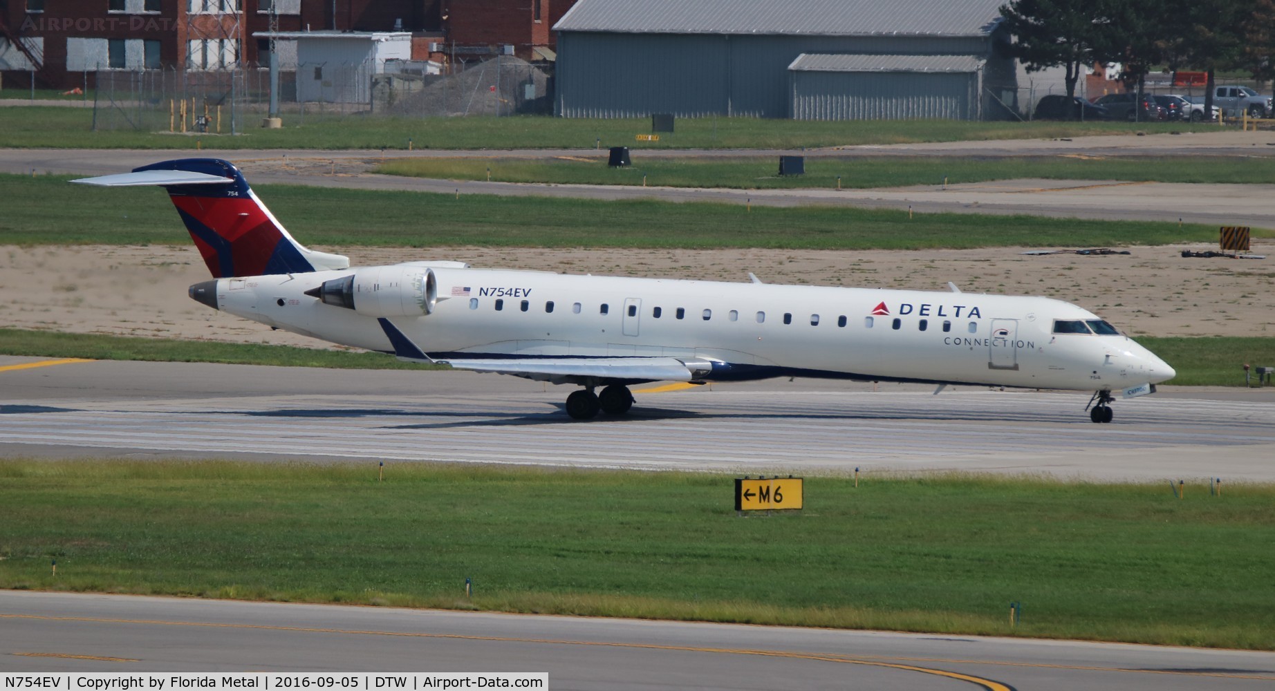 N754EV, 2004 Bombardier CRJ-701 (CL-600-2C10) Regional Jet C/N 10173, Delta Connection