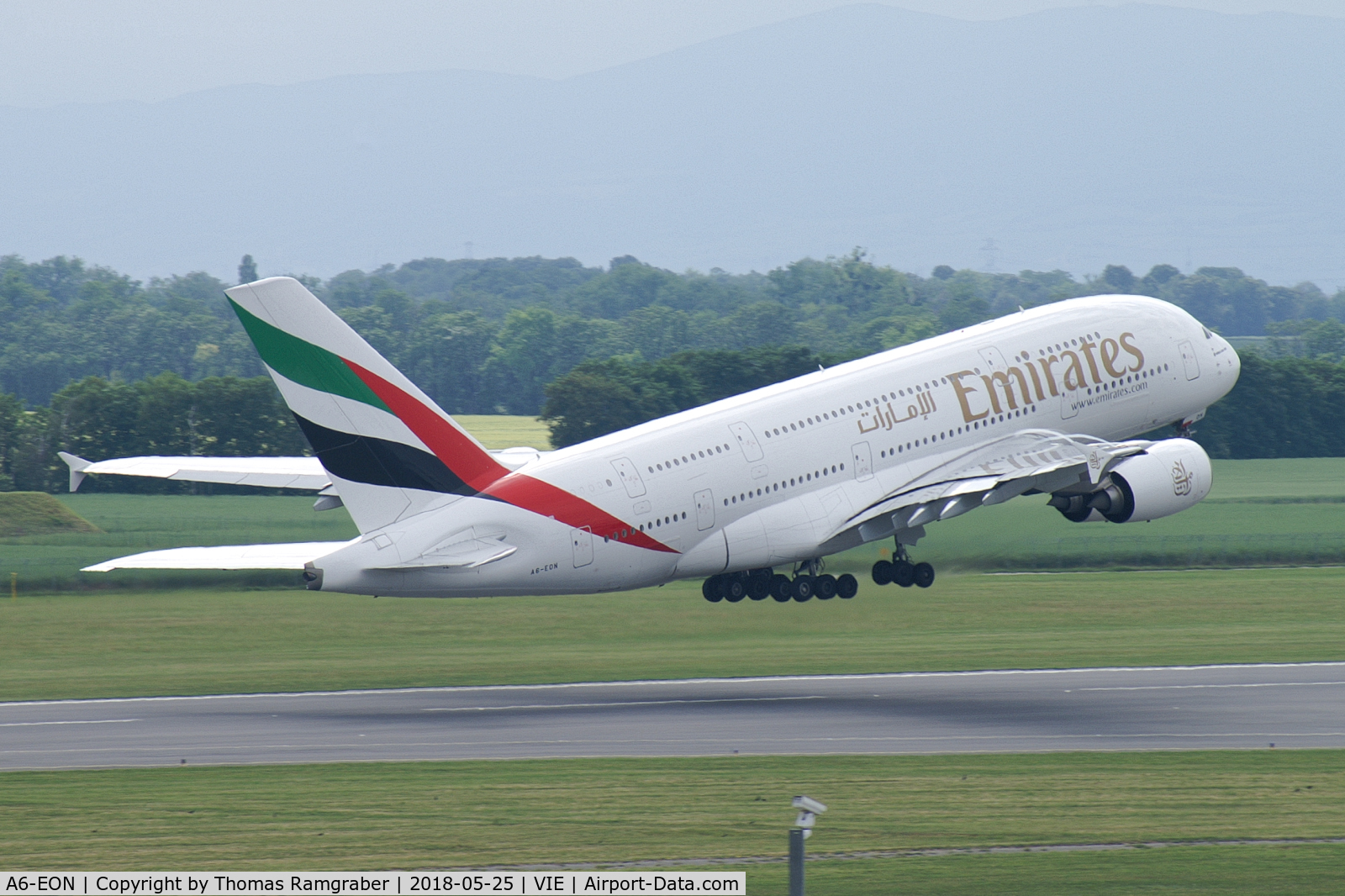 A6-EON, 2015 Airbus A380-861 C/N 188, Emirates Airbus A380