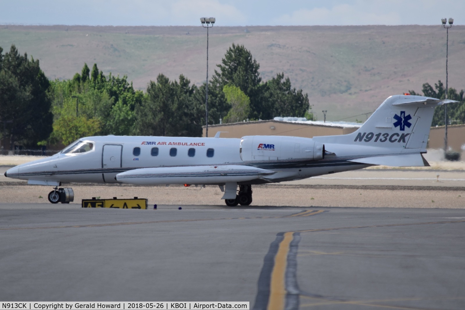 N913CK, 1975 Gates Learjet 35 C/N 013, Taxiing on Alpha for RWY 28R.