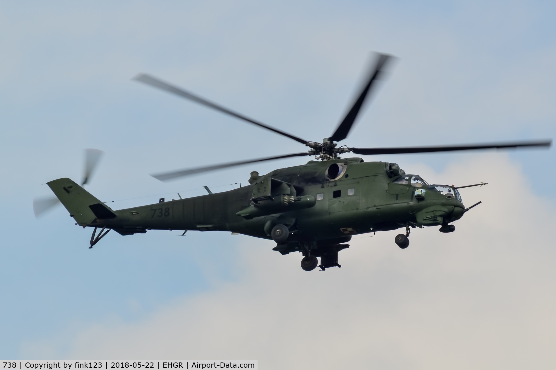 738, 1986 Mil Mi-24V Hind E C/N 410738, mi-24