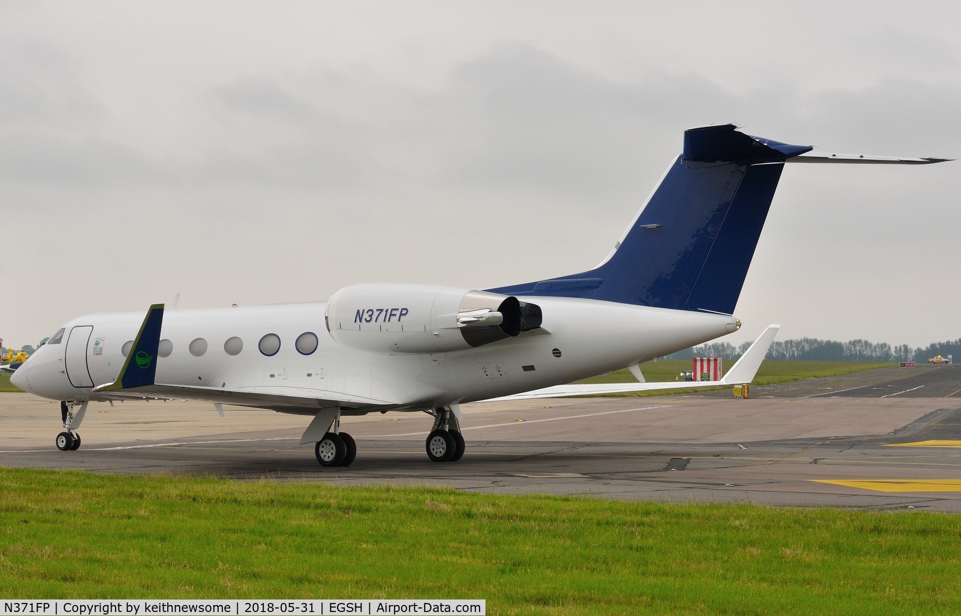 N371FP, 1999 Gulfstream Aerospace G-IV C/N 1371, Arriving at Norwich from USA.