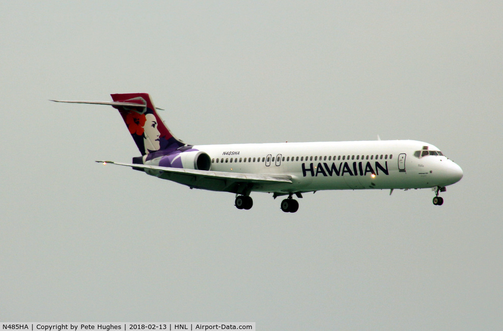 N485HA, 2001 Boeing 717-22A C/N 55130, N485HA Boeing 717 short finals for Honolulu