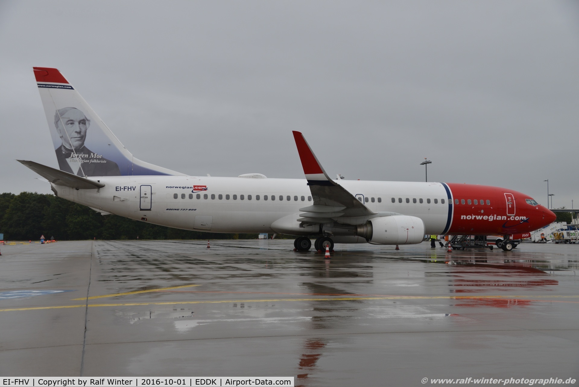 EI-FHV, 2011 Boeing 737-8JP C/N 40870, Boeing 737-8JP(W) - IBK Norwegian Air International 'Peter C. Asbjornson / Jorgen Moe' - 40870 - EI-FHV - 01.10.2016 - CGN