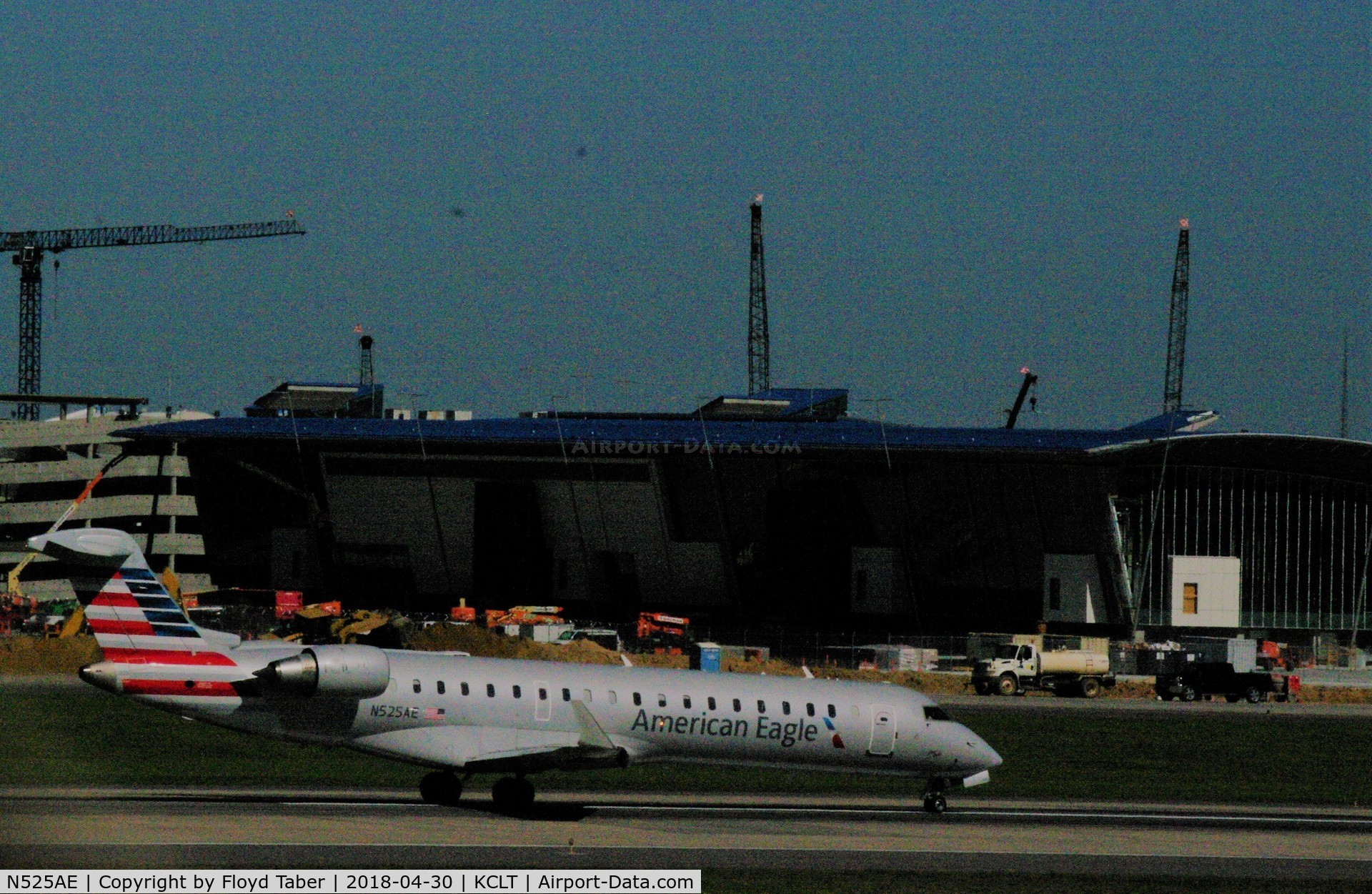 N525AE, Bombardier CRJ-701ER (CL-600-2C10) Regional Jet C/N 10302, Departing Charlotte