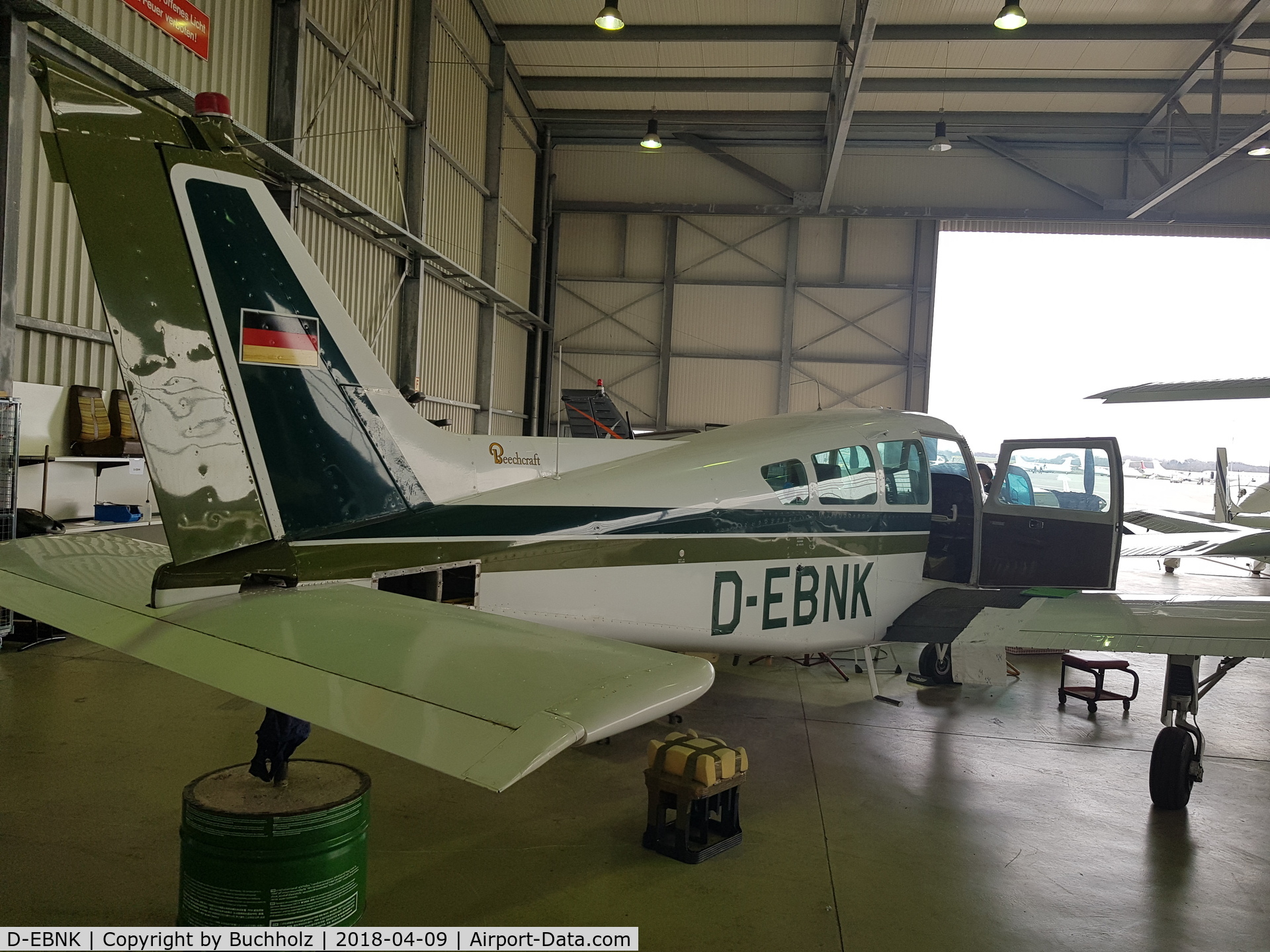 D-EBNK, Beechcraft 24R Sierra 200 C/N MC-222, D-EBNK IN DER ARC