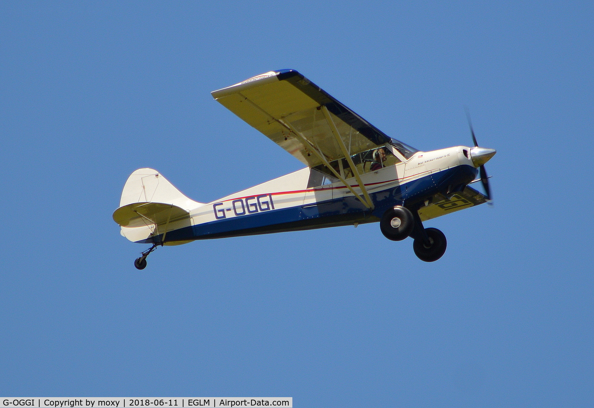G-OGGI, 2014 Aviat A-1C-180 Husky C/N 3211, Aviat A-1C-180 Husky departing White Waltham. Ex N41HU