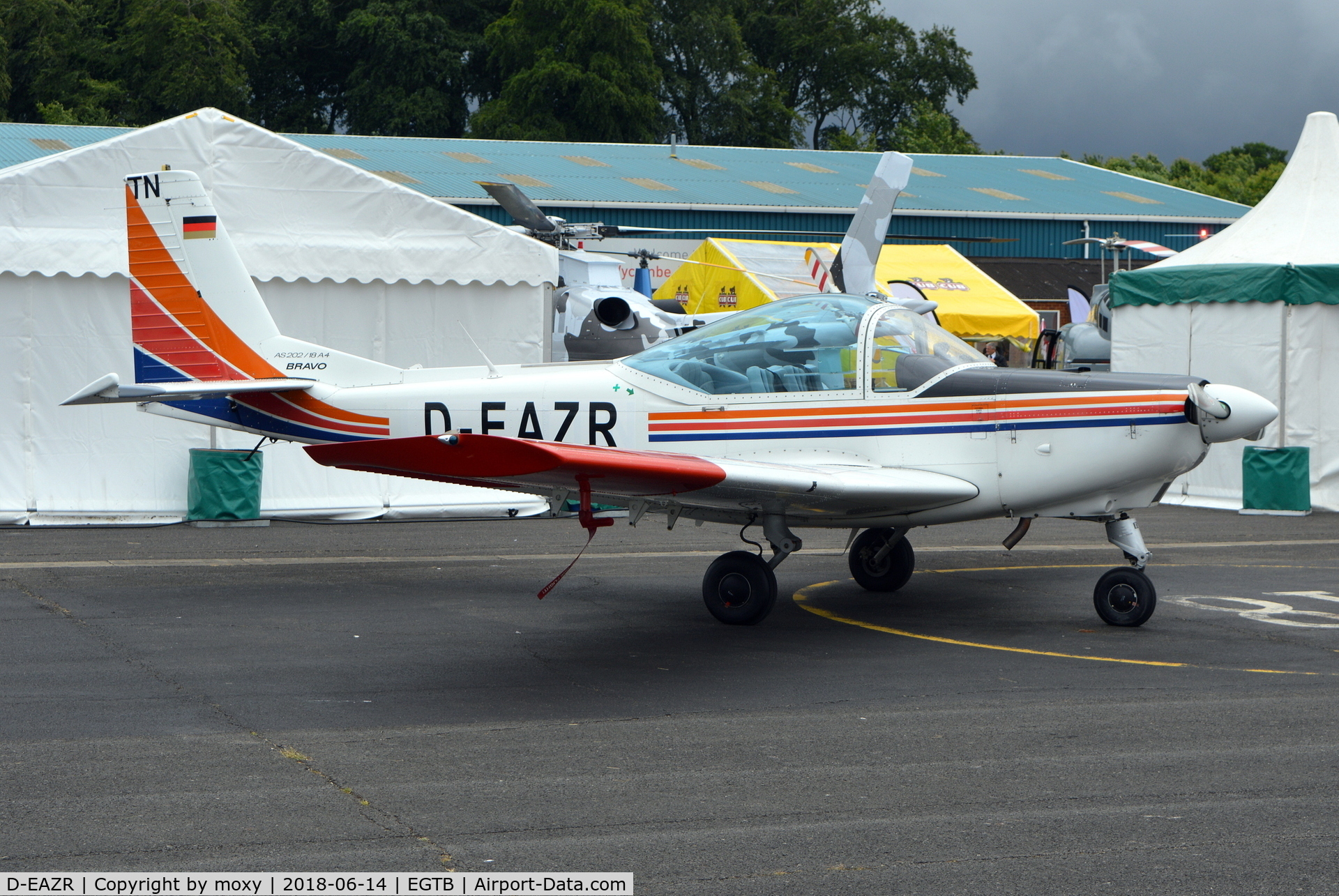 D-EAZR, 1988 FFA AS-202/18A-4 Bravo C/N 233, FFA AS-202/18A-4 Bravo at Wycombe Air Park.