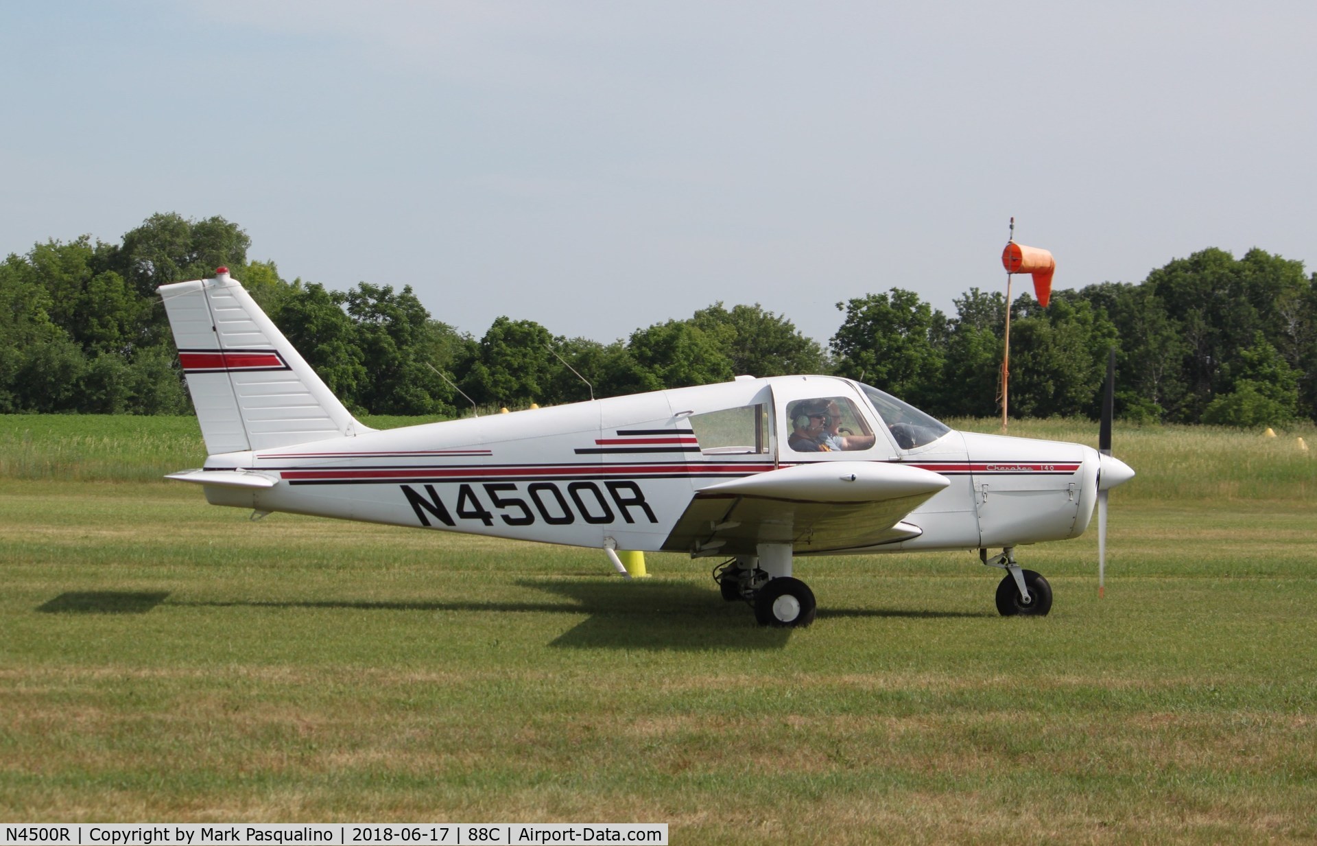 N4500R, 1965 Piper PA-28-140 C/N 28-21199, Piper PA-28-140