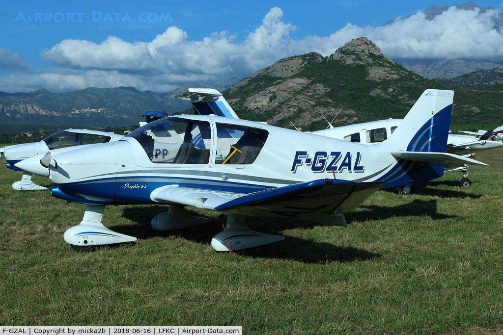 F-GZAL, Robin DR-400-120 Dauphin 2+2 C/N 2502, Parked