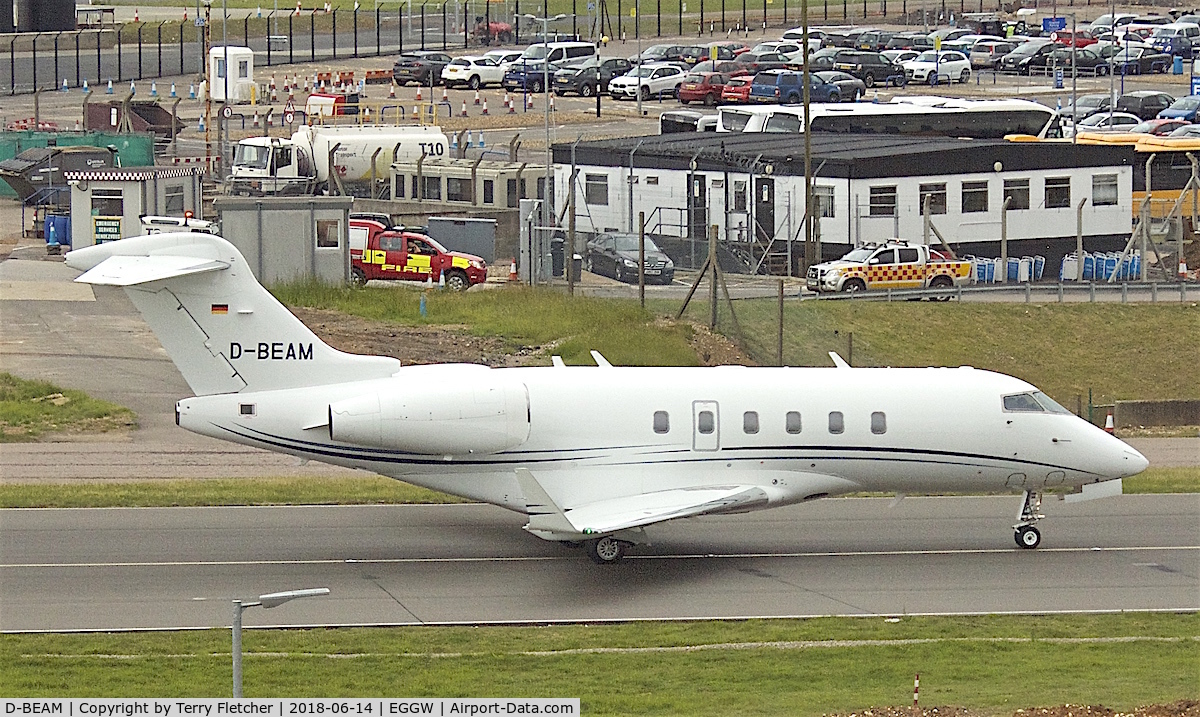 D-BEAM, 2014 Bombardier Challenger 300 (BD-100-1A10) C/N 20452, At London Luton