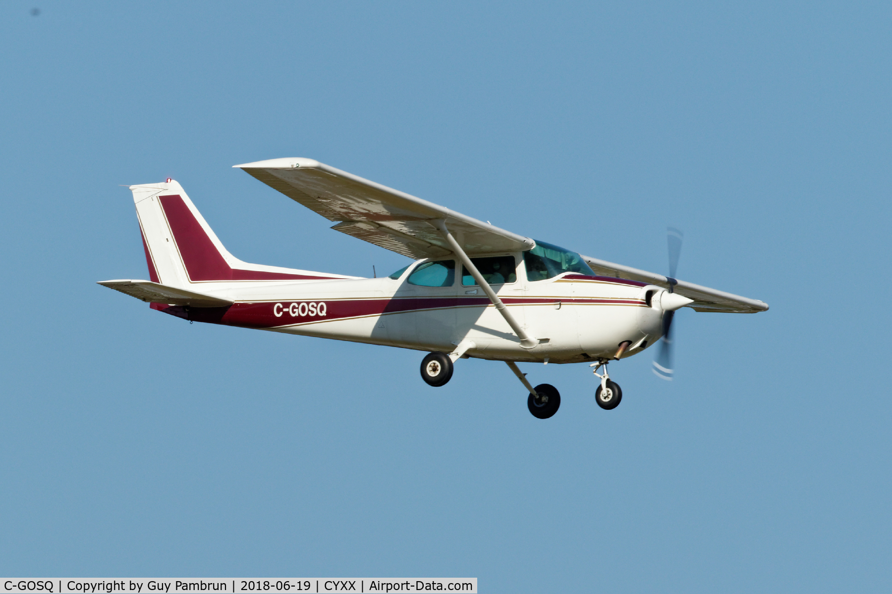 C-GOSQ, 1981 Cessna 172P C/N 17275402, Landing