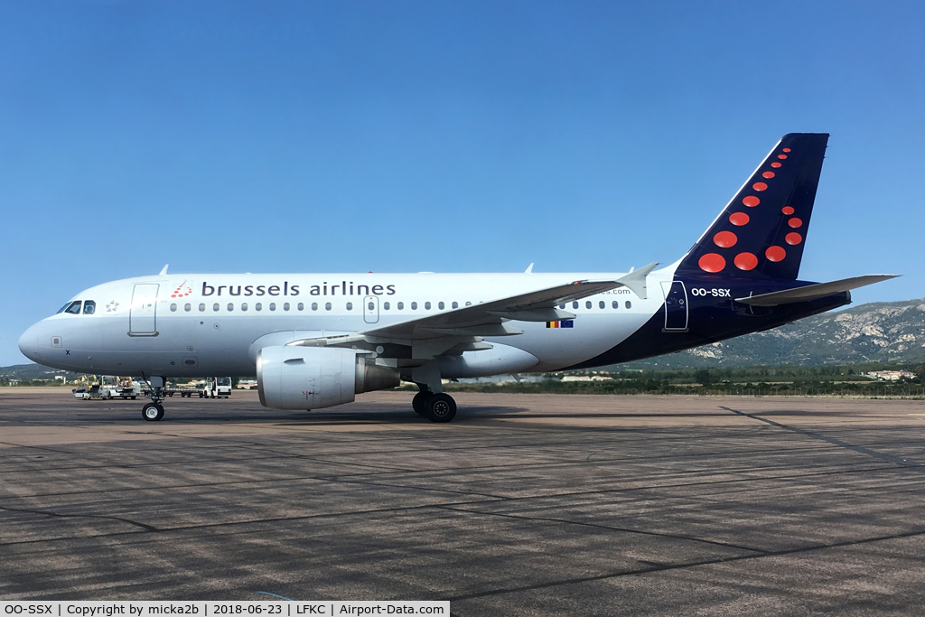 OO-SSX, 2004 Airbus A319-111 C/N 2260, Parked