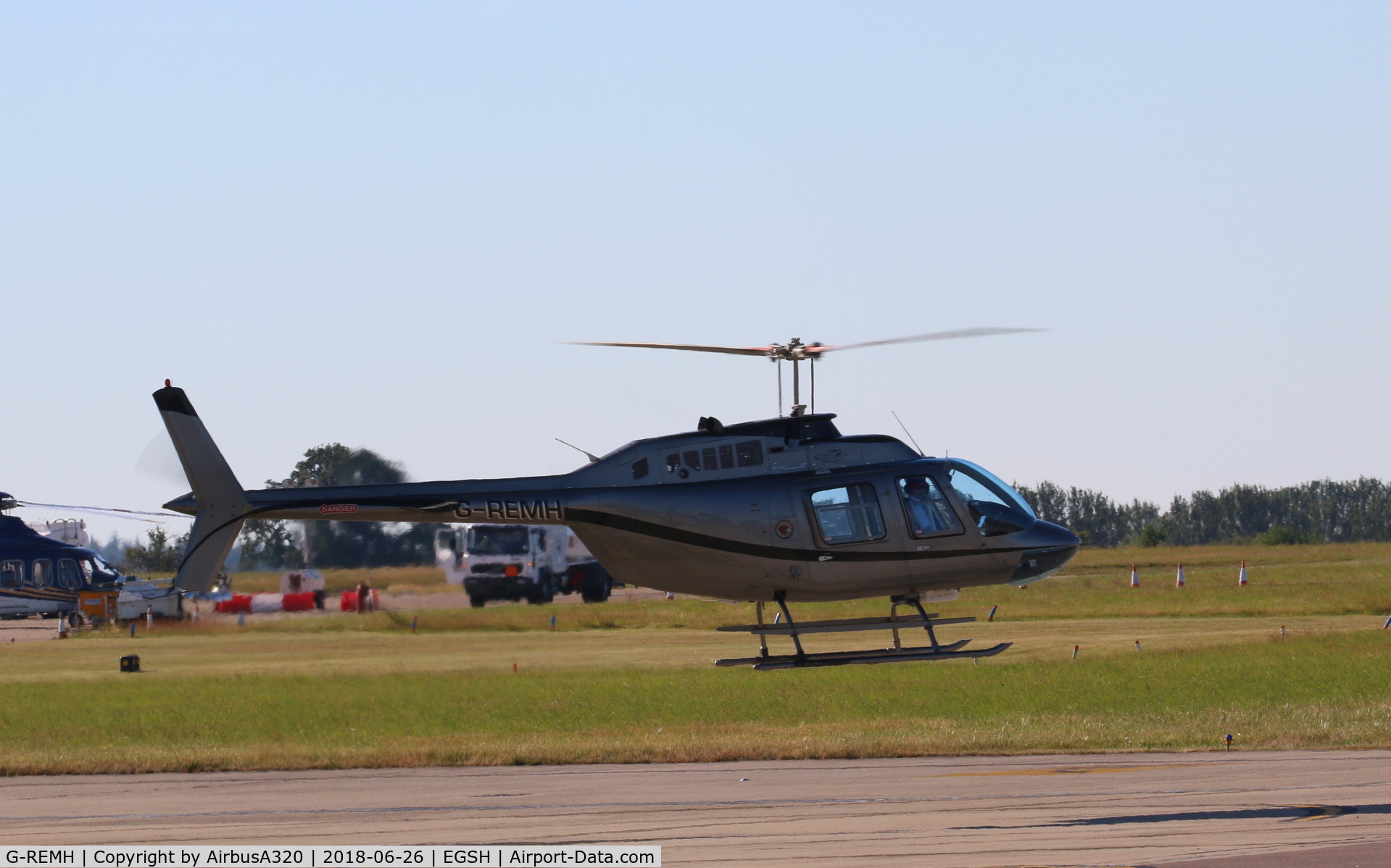 G-REMH, 2007 Bell 206B JetRanger III C/N 4626, Departing Saxon ramp