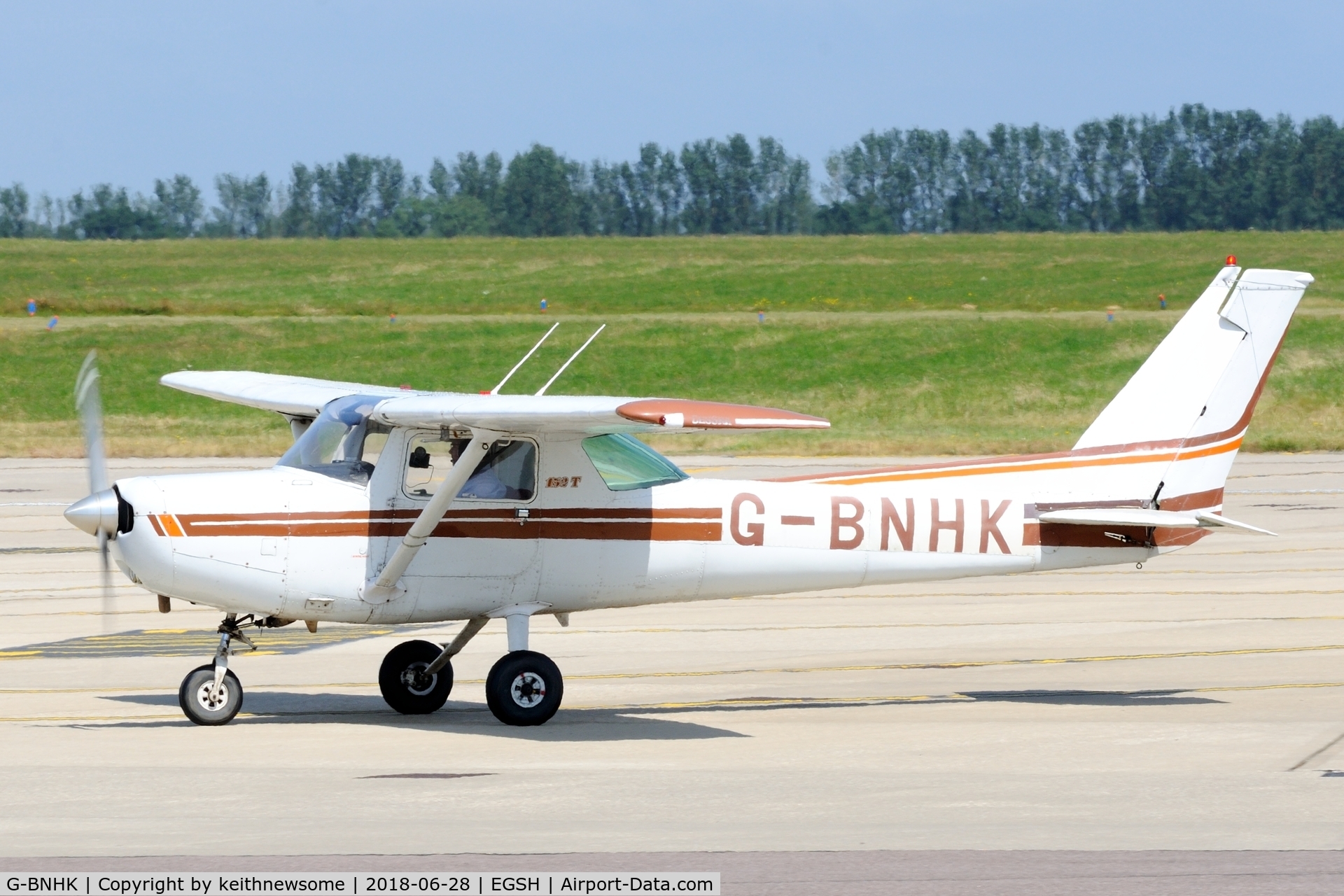 G-BNHK, 1981 Cessna 152 C/N 152-85355, Nice Visitor.