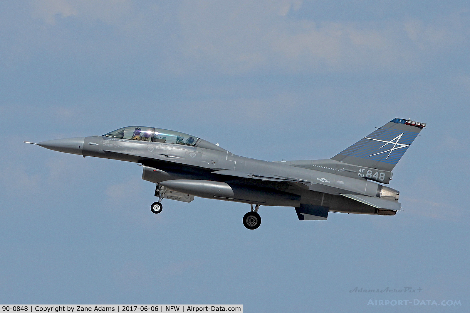 90-0848, 1990 General Dynamics F-16D Fighting Falcon C/N CD-15, Departing NAS Fort Worth
