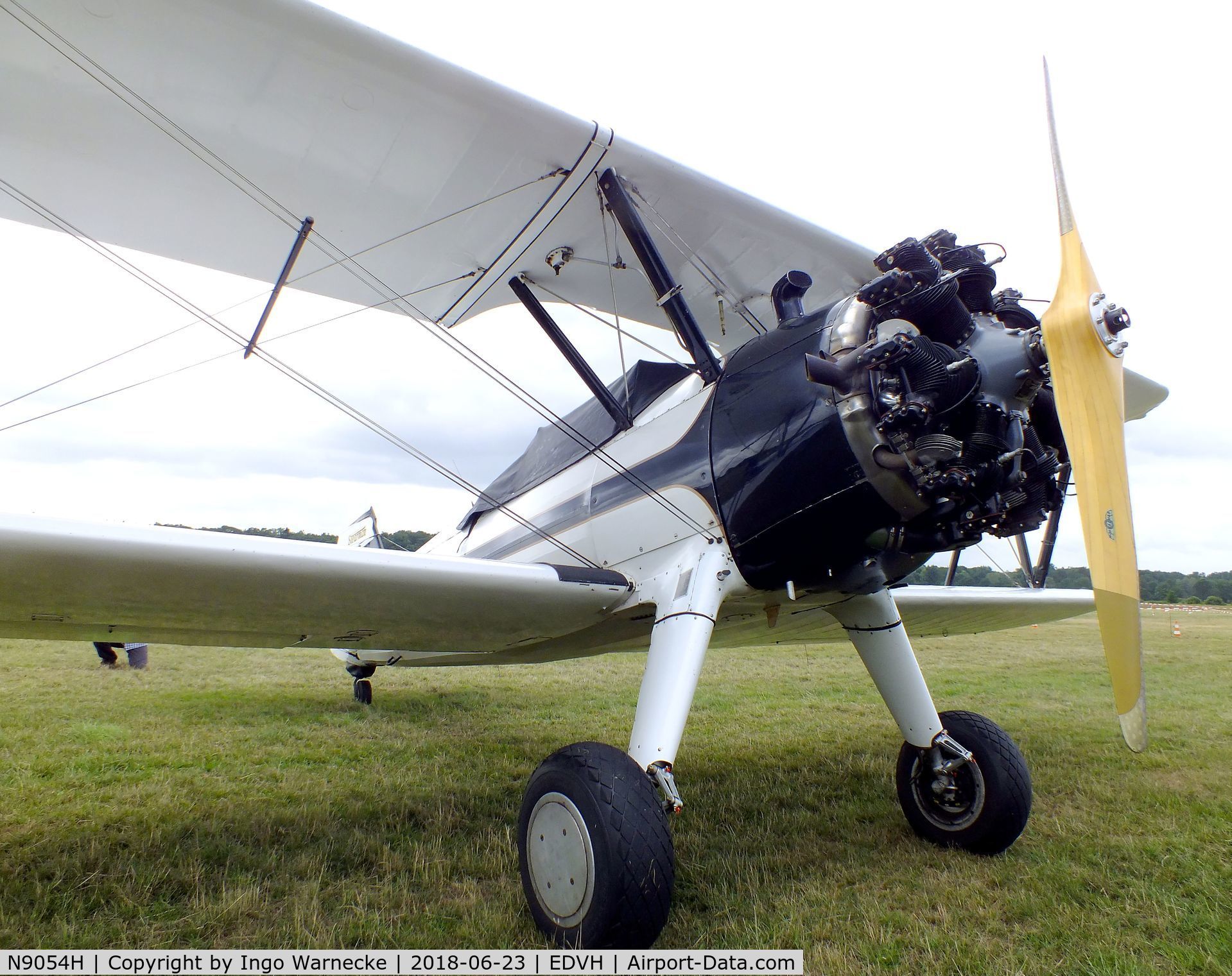 N9054H, 1943 Boeing E75 C/N 758778, Boeing (Stearman) E75 / PT-13 at the 2018 OUV-Meeting at Hodenhagen airfield