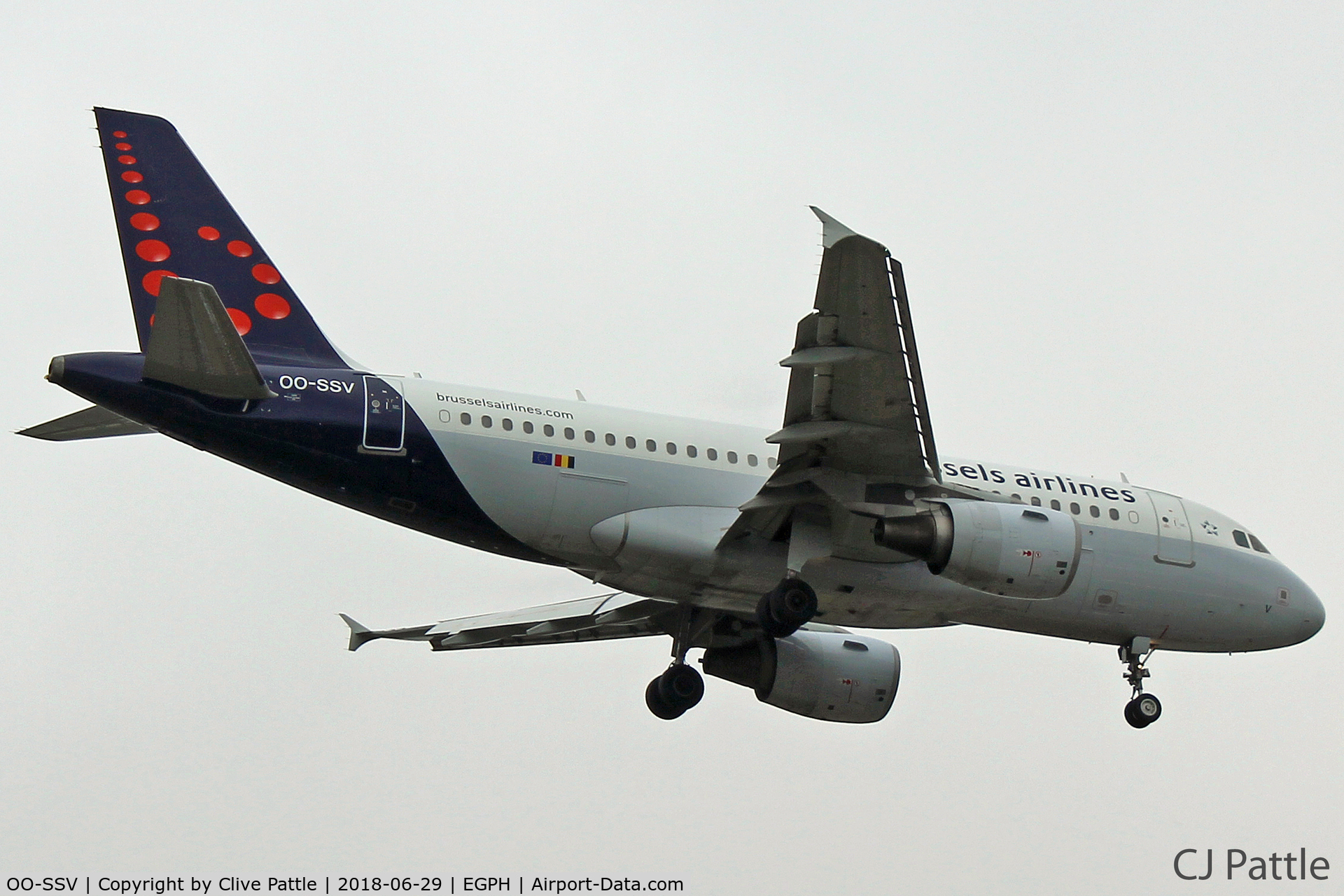 OO-SSV, 2004 Airbus A319-111 C/N 2196, Landing at EDI