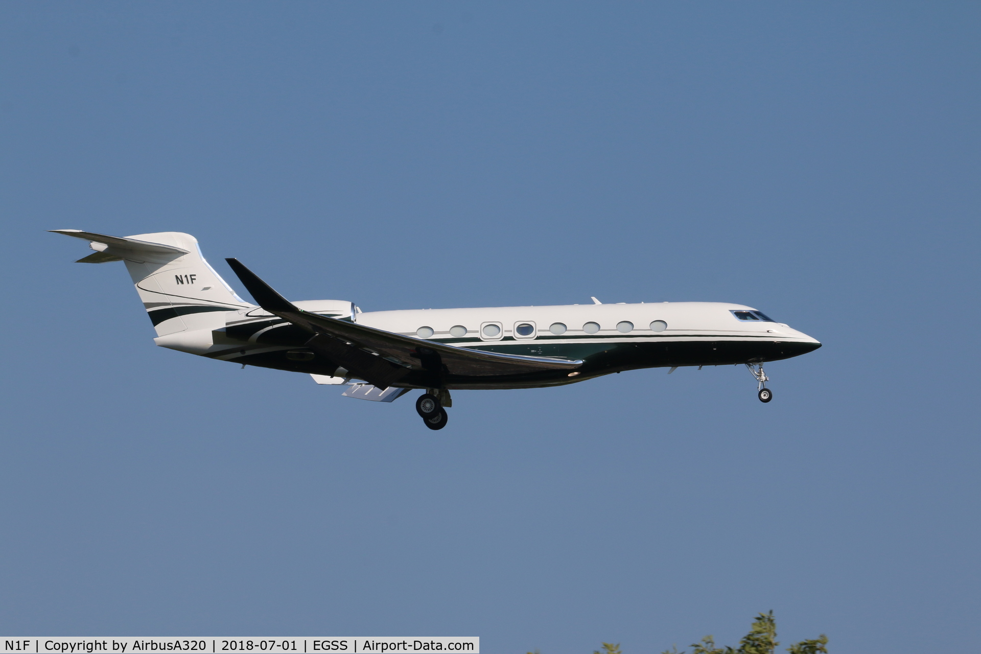 N1F, 2014 Gulfstream Aerospace G650 (G-VI) C/N 6076, Arriving at Stansted