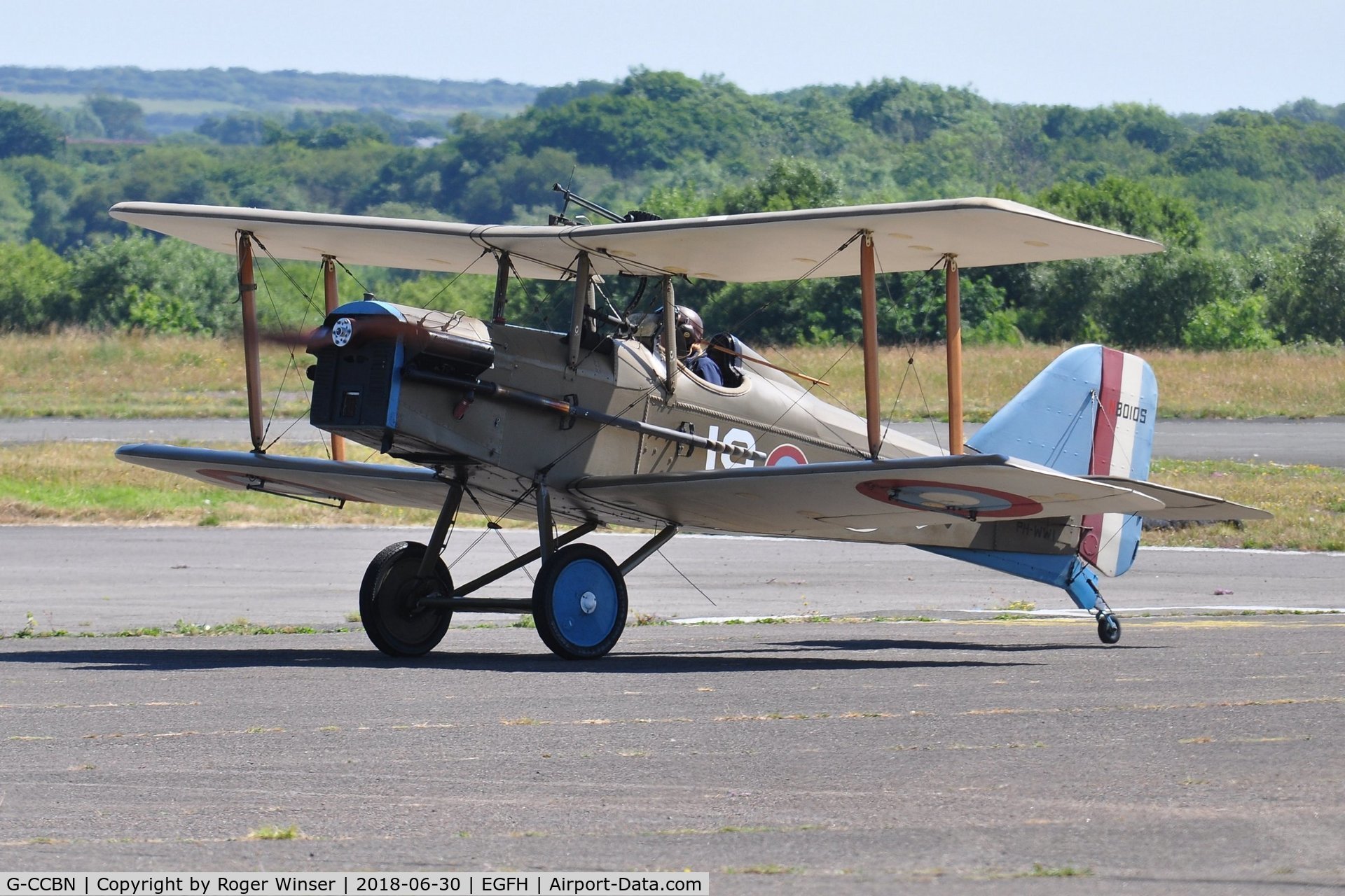 G-CCBN, 1982 Royal Aircraft Factory SE-5A Replica C/N 077246, SE-5A replica in US Army Air Service colour scheme and marked 80105/19.