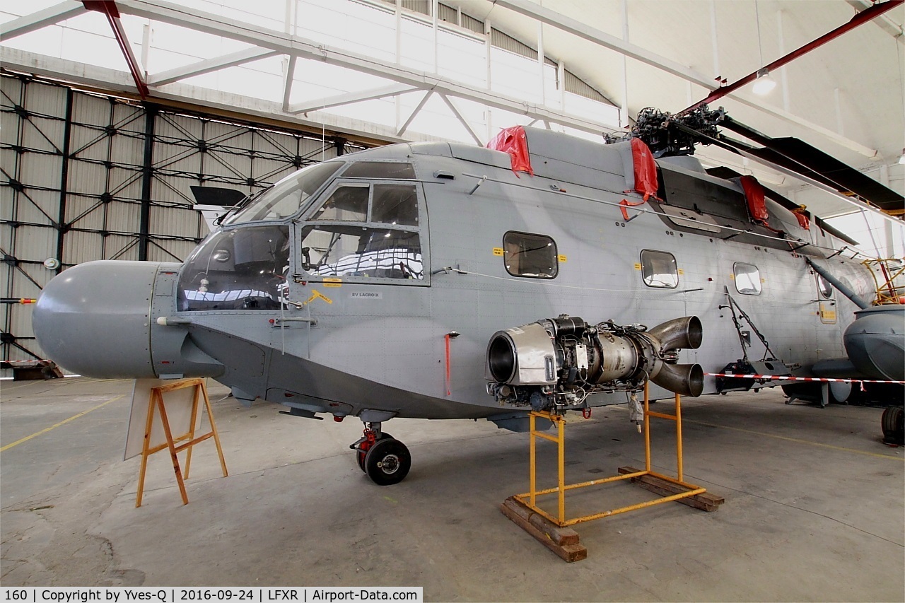 160, Aérospatiale SA-321G Super Frelon C/N 160, Aérospatiale SA-321G Super Frelon, Naval Aviation Museum, Rochefort-Soubise airport (LFXR)