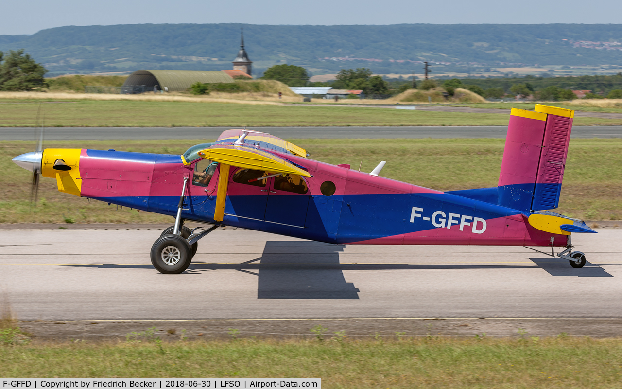 F-GFFD, Pilatus PC-6/B1-H2 Turbo Porter C/N 708, taxying to the active during the Meeting Aerienne BA133 Nancy Ochey