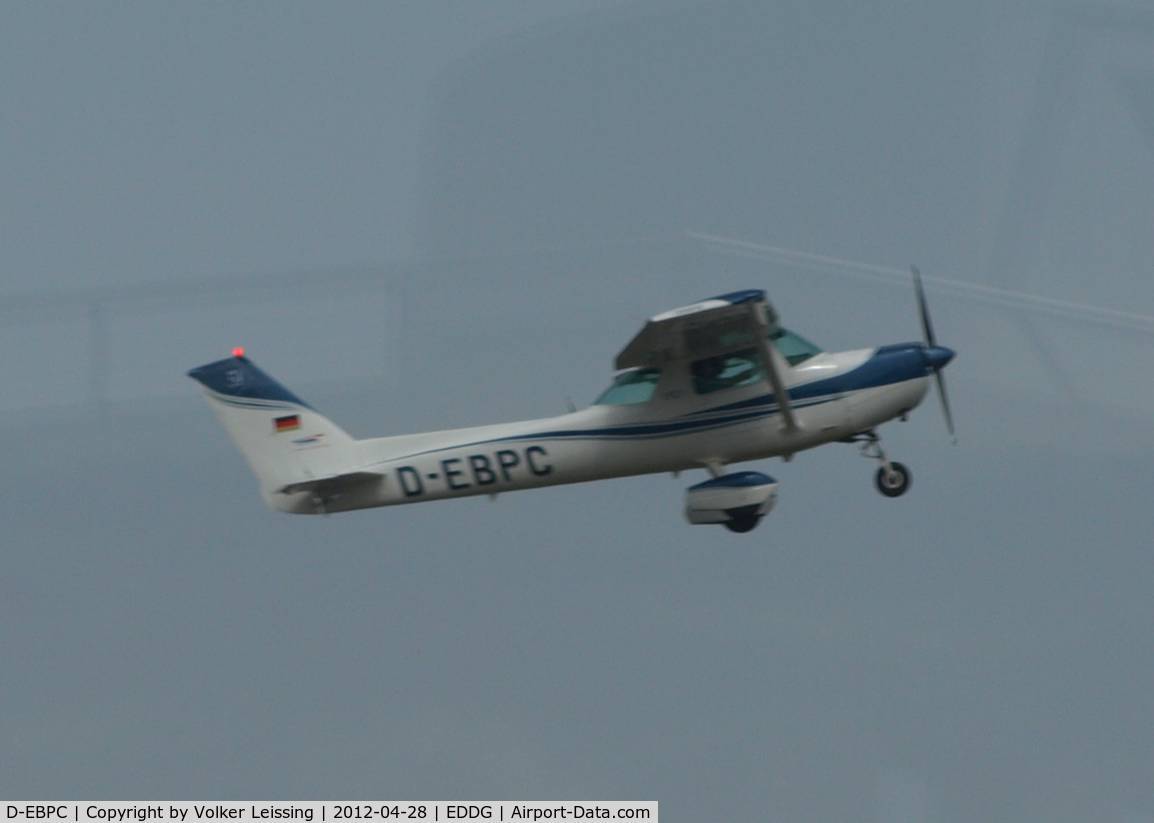 D-EBPC, 1980 Cessna 152 C/N 152-84716, climbing after take of