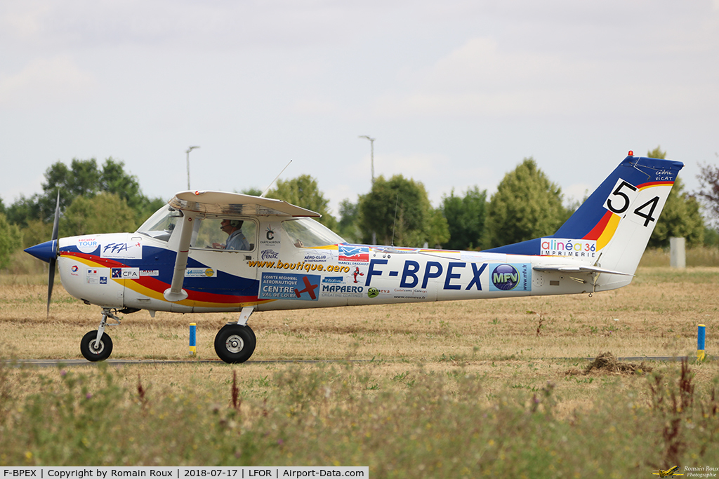 F-BPEX, Reims F150H C/N 0388, Taxiing
HTJP54