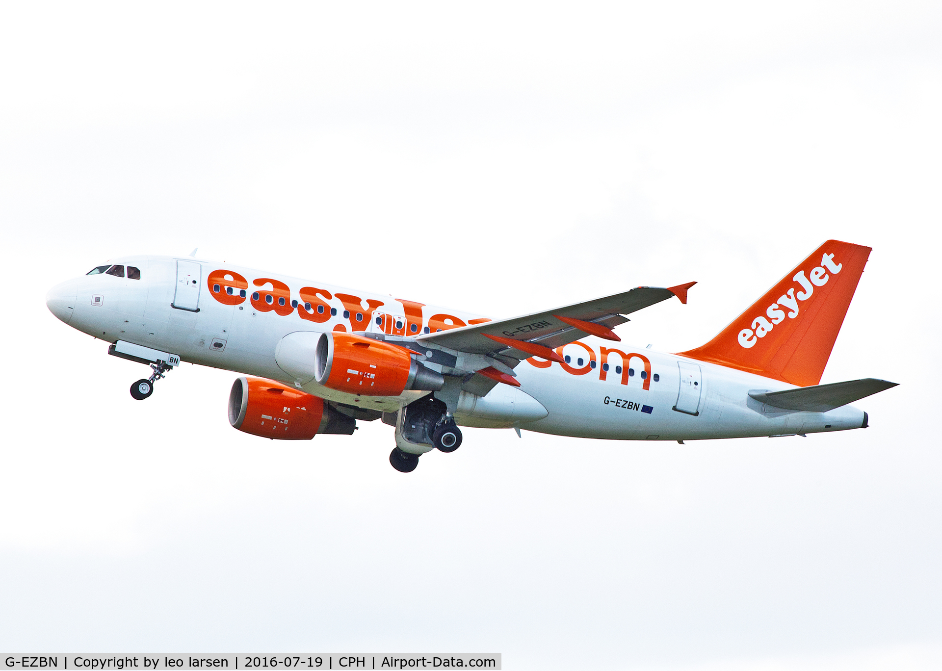 G-EZBN, 2007 Airbus A319-111 C/N 3061, Copenhagen 19.7.2016 T/O R-22R
