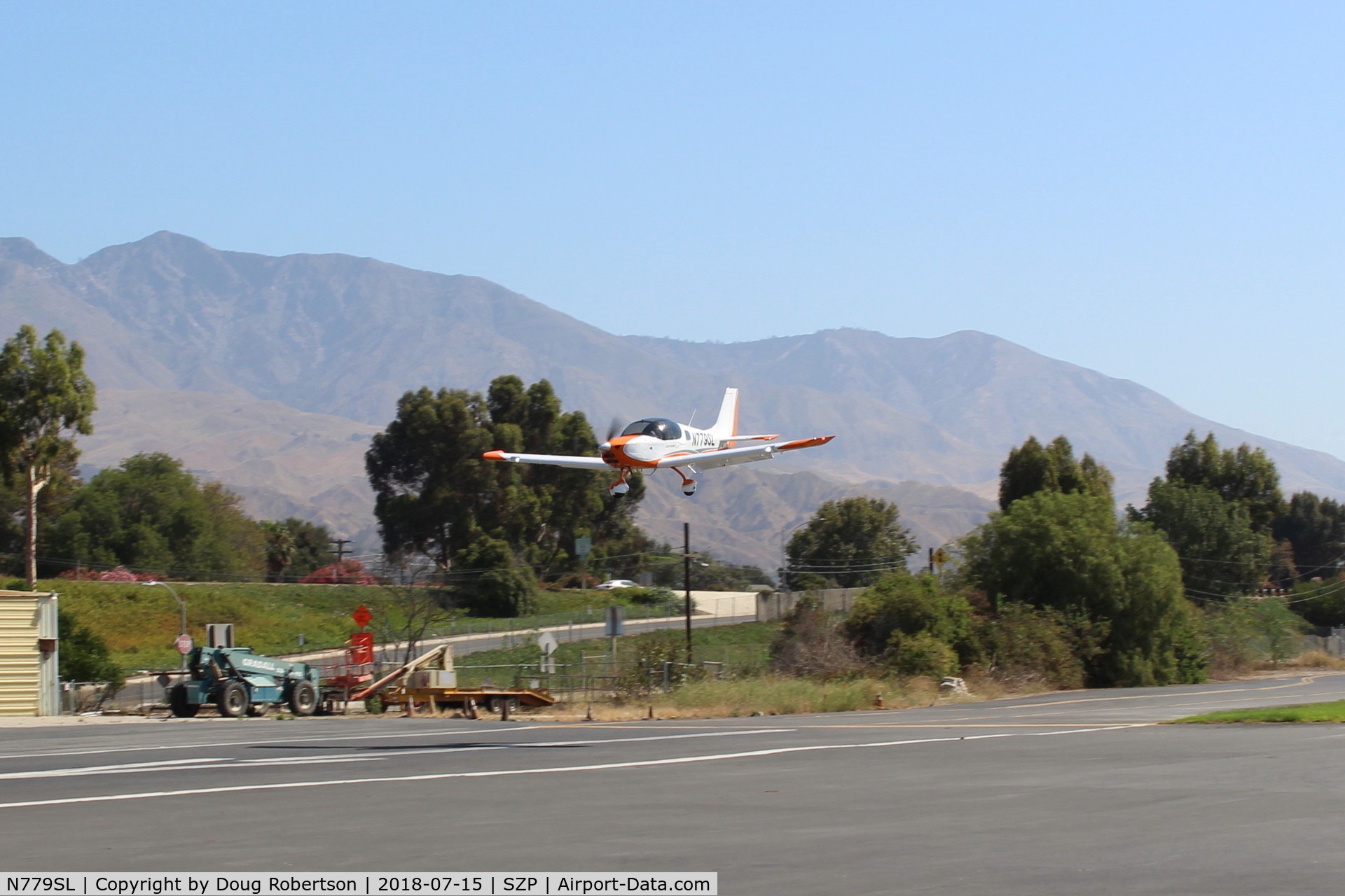 N779SL, 2017 The Airplane Factory Sling LSA C/N 246, 2017 Airplane Factory PTY LTD SLING LSA, Rotax 912-IS 100 Hp, on final Rwy 22