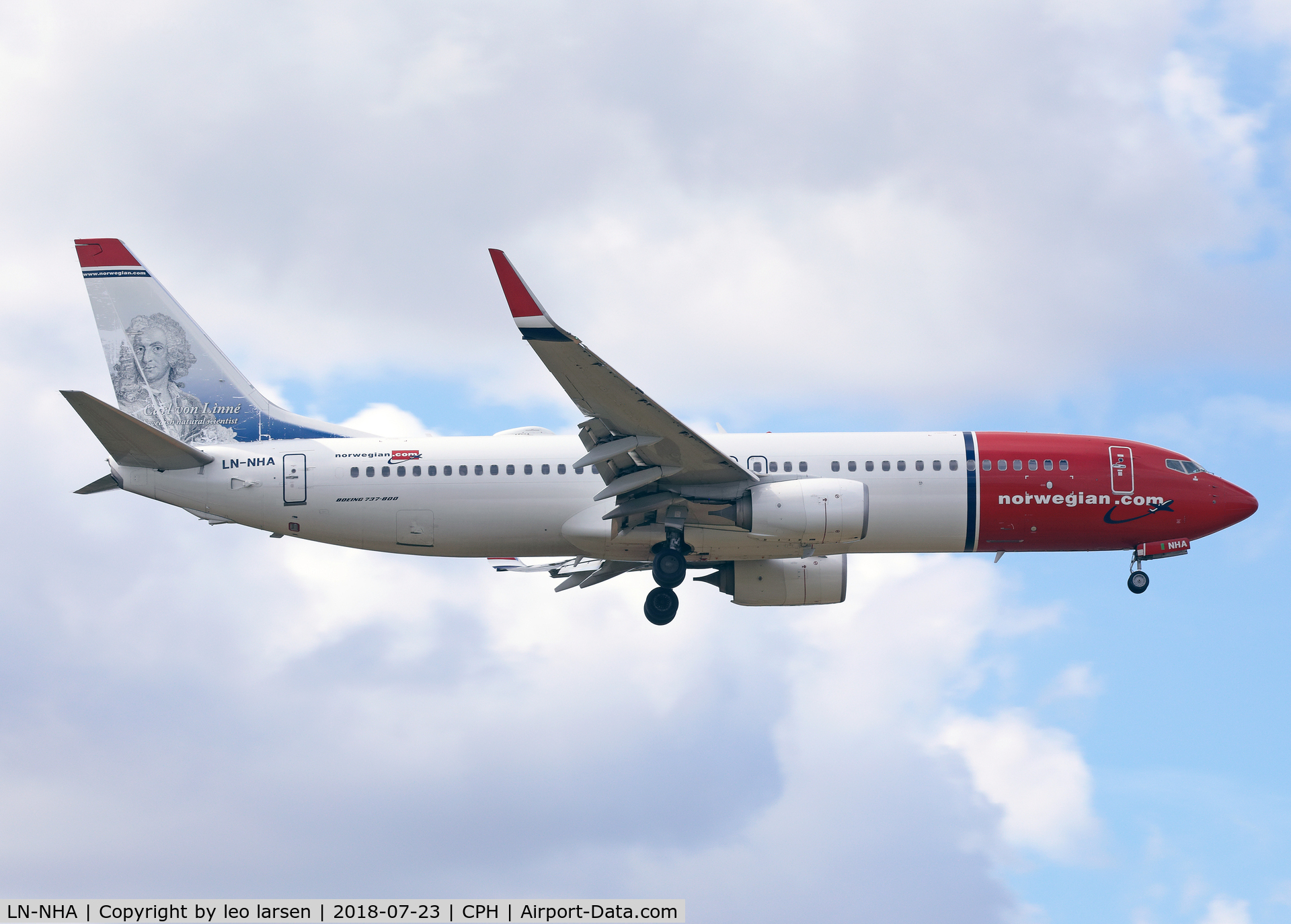 LN-NHA, 2014 Boeing 737-8JP C/N 41129, Copenhagen 23.7.2018 L/D R-04L