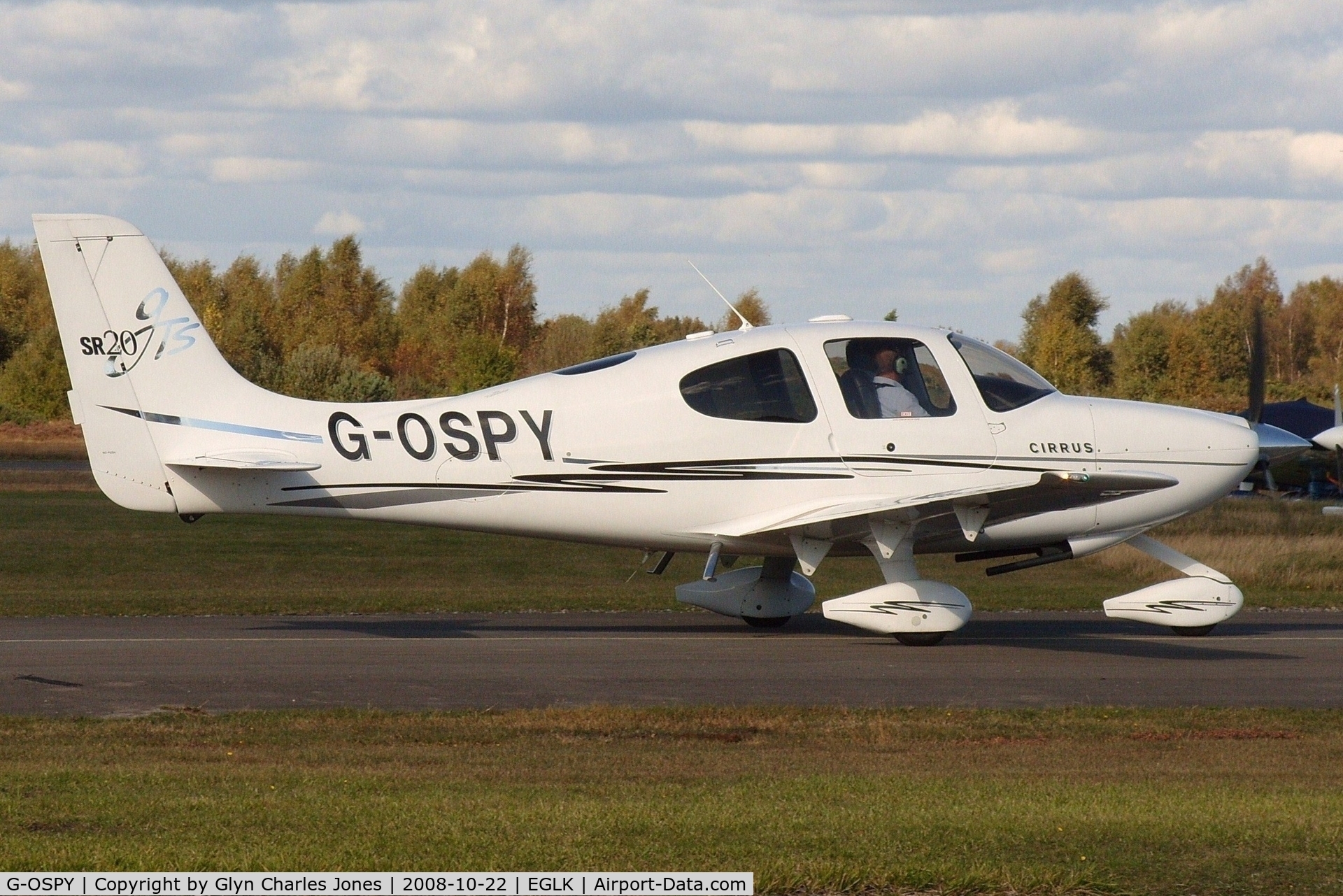 G-OSPY, 2005 Cirrus SR20 GTS C/N 1546, Previously N81706. Where's James Bond? Owned by Cumulus Aircraft Rentals Ltd.