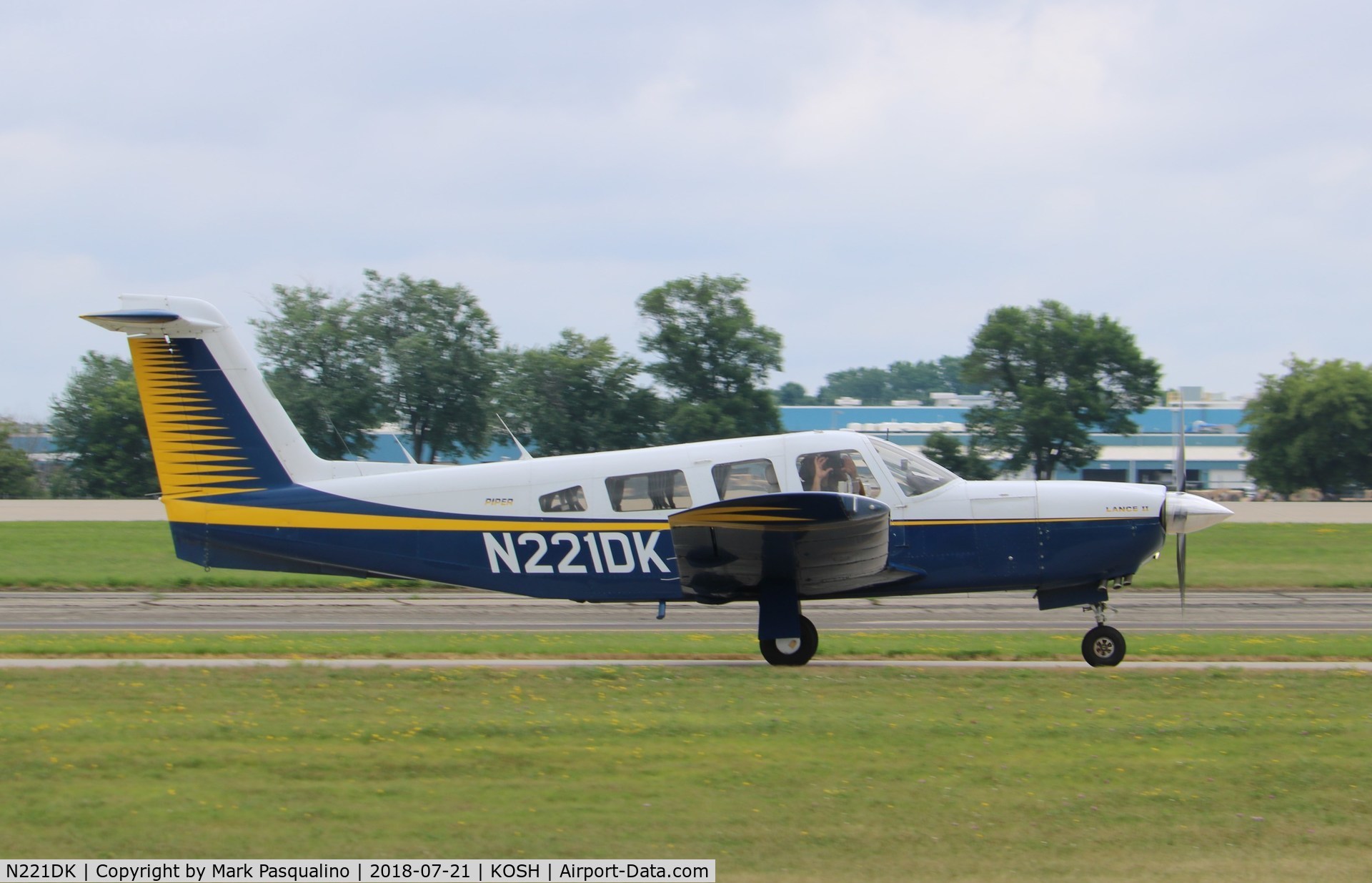 N221DK, 1978 Piper PA-32RT-300 Lance II C/N 32R-7885183, Piper PA-32RT-300