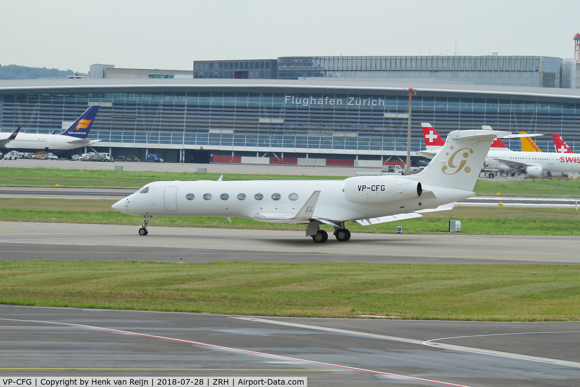 VP-CFG, 2009 Gulfstream Aerospace V-SP G550 C/N 5238, Start at 14:17 from Zuerich International Airport