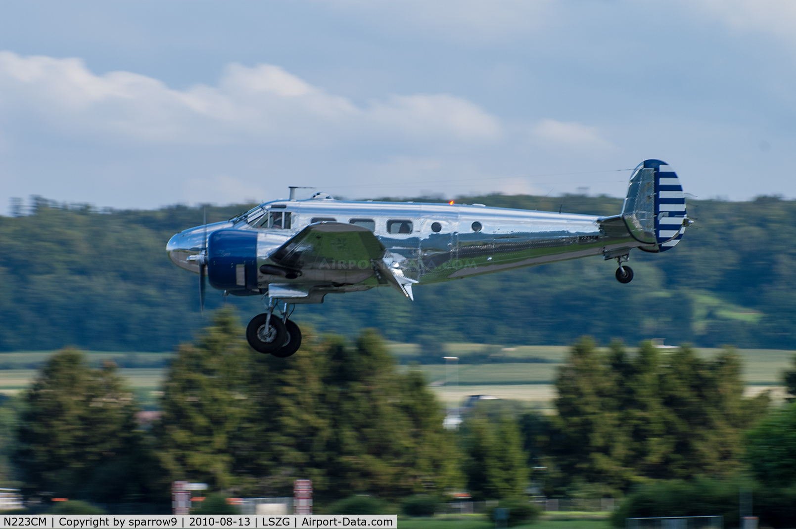 N223CM, 1952 Beech D18S C/N CA223, Definitive first landing at Grenchen. Classic Formation.