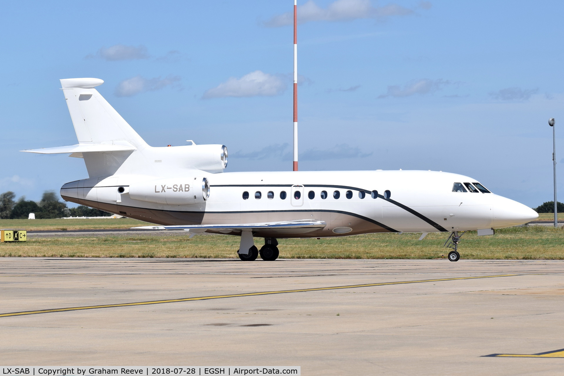 LX-SAB, 2008 Dassault Falcon 900DX C/N 619, Departing from Norwich.