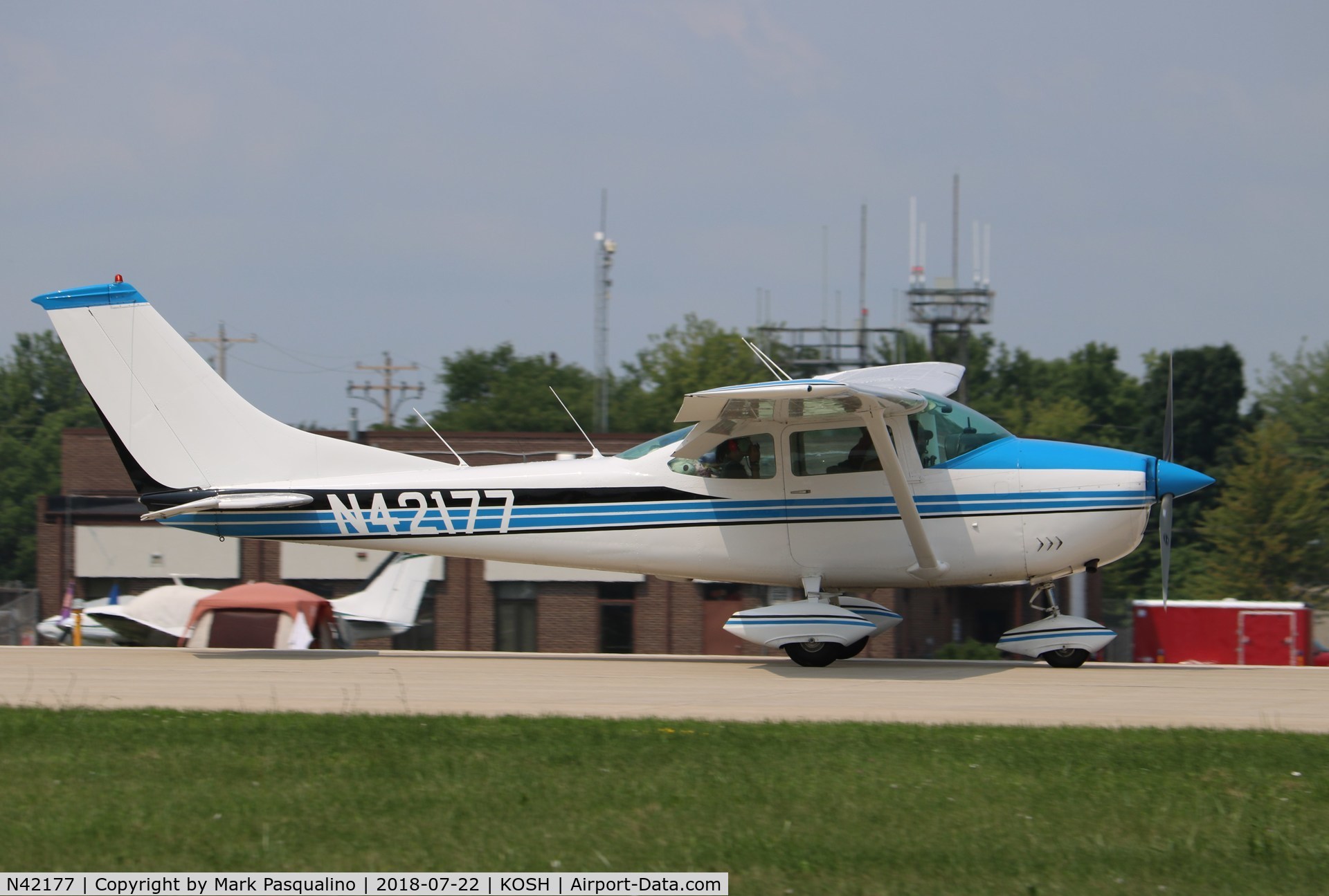 N42177, 1968 Cessna 182L Skylane C/N 18258887, Cessna 182L