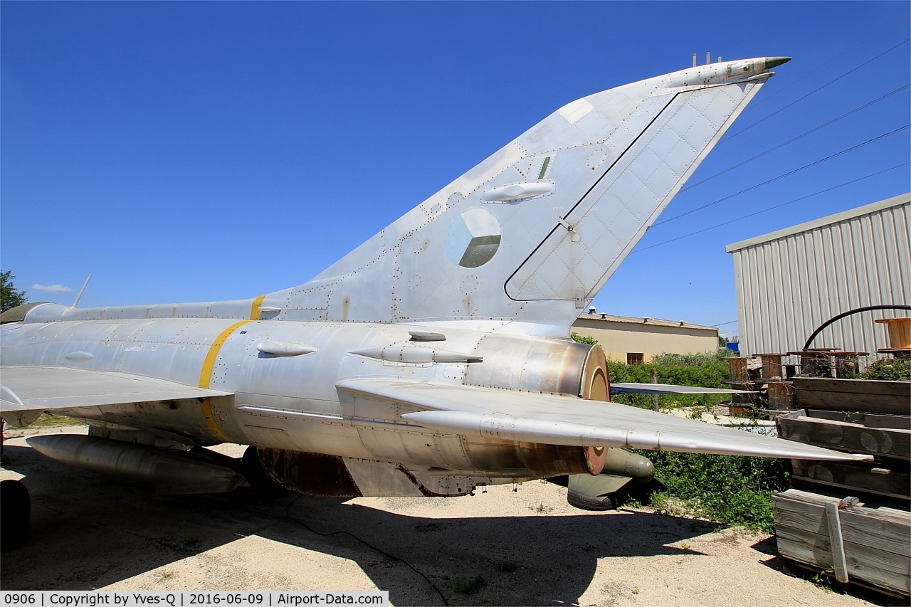 0906, Mikoyan-Gurevich MiG-21F-13 C/N 741906, Mikoyan-Gurevich MiG-21F-13, Les Amis de la 5ème Escadre Museum, Orange